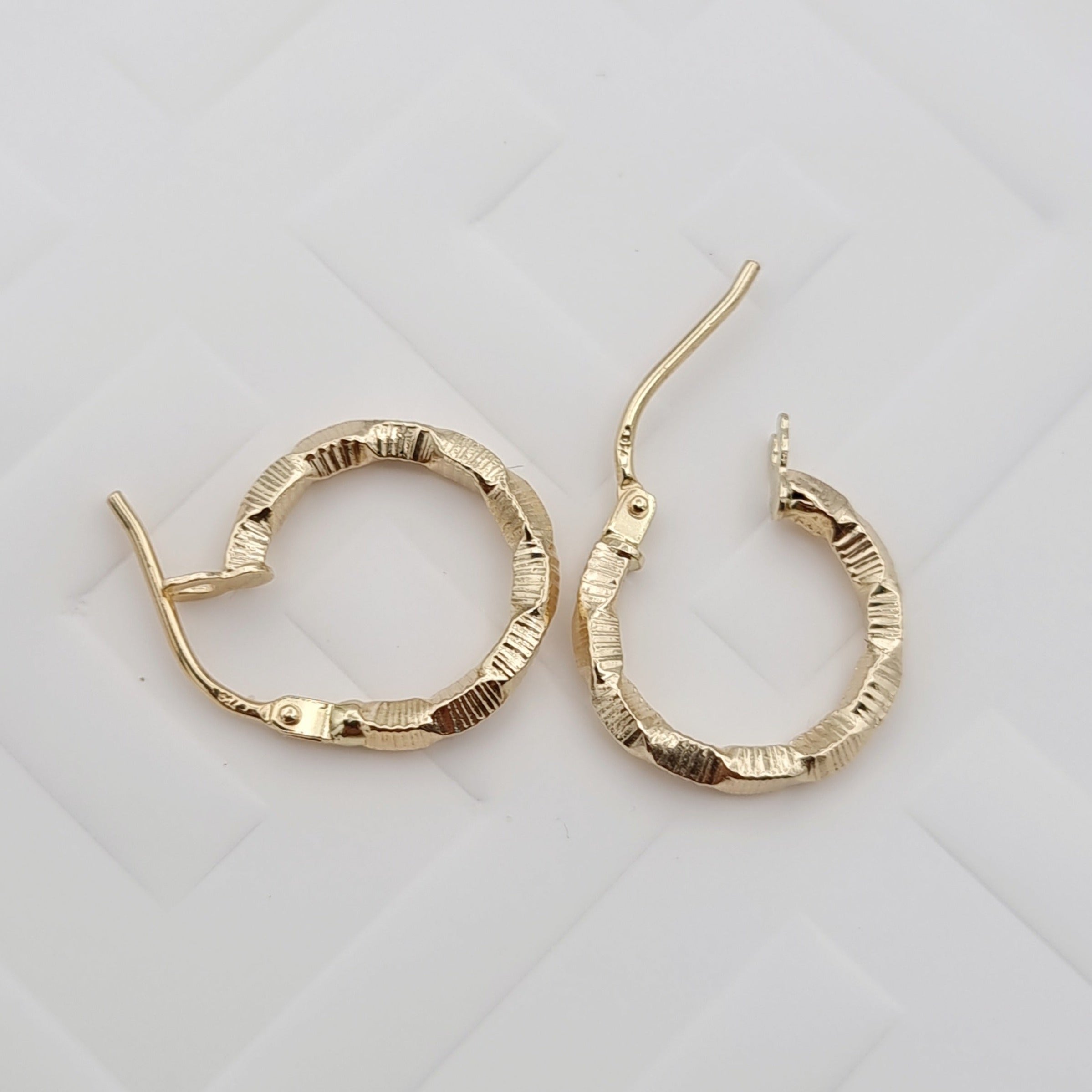 18K Pure Gold Twisted Round Earring Set