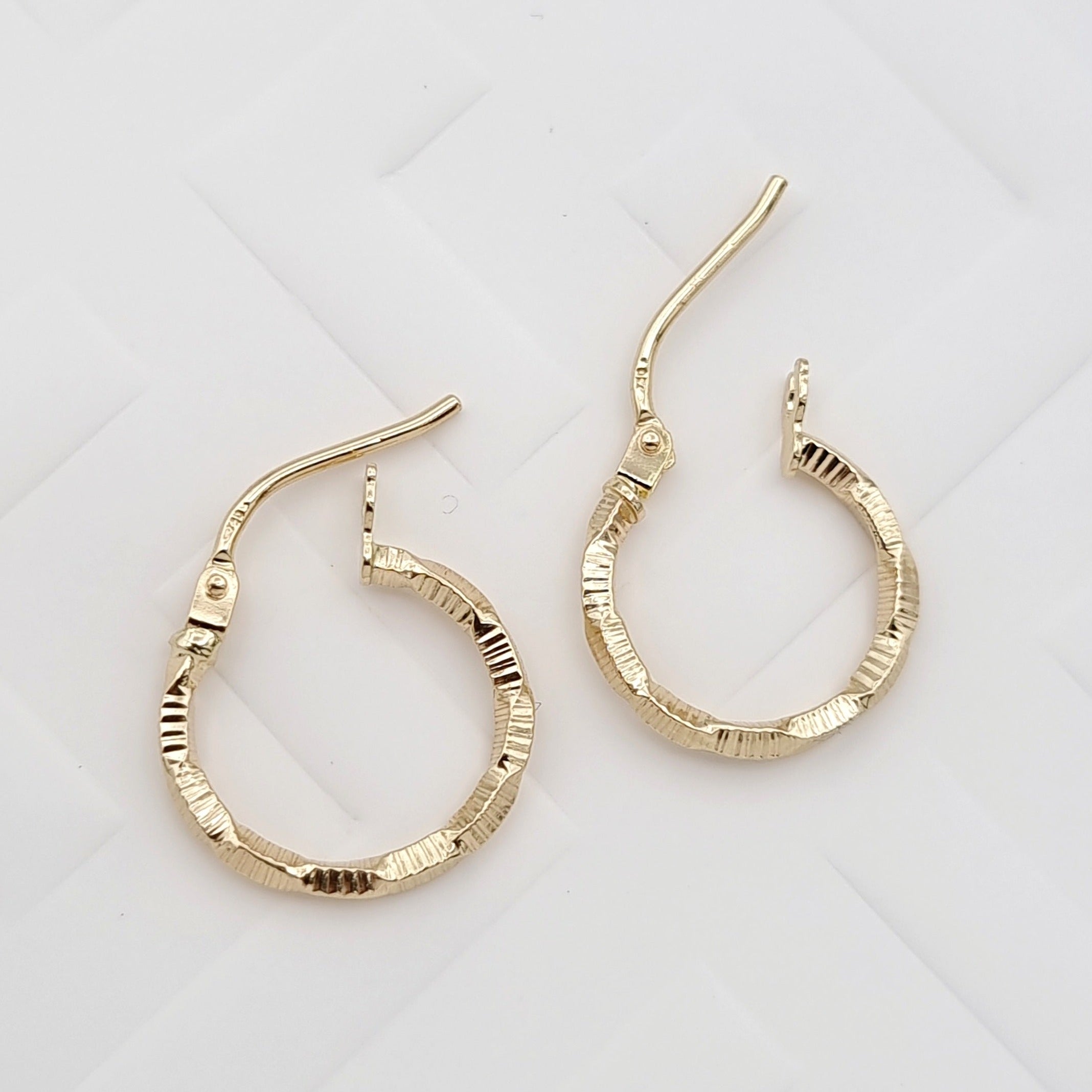 18K Pure Gold Twisted Round Earring Set