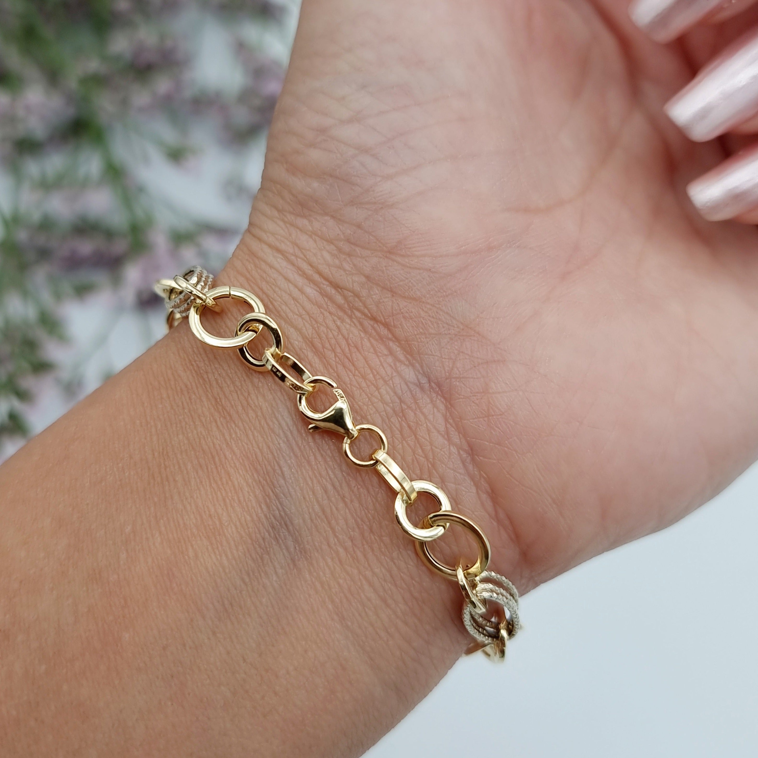 18K Pure Gold Elegant Linked Bracelet