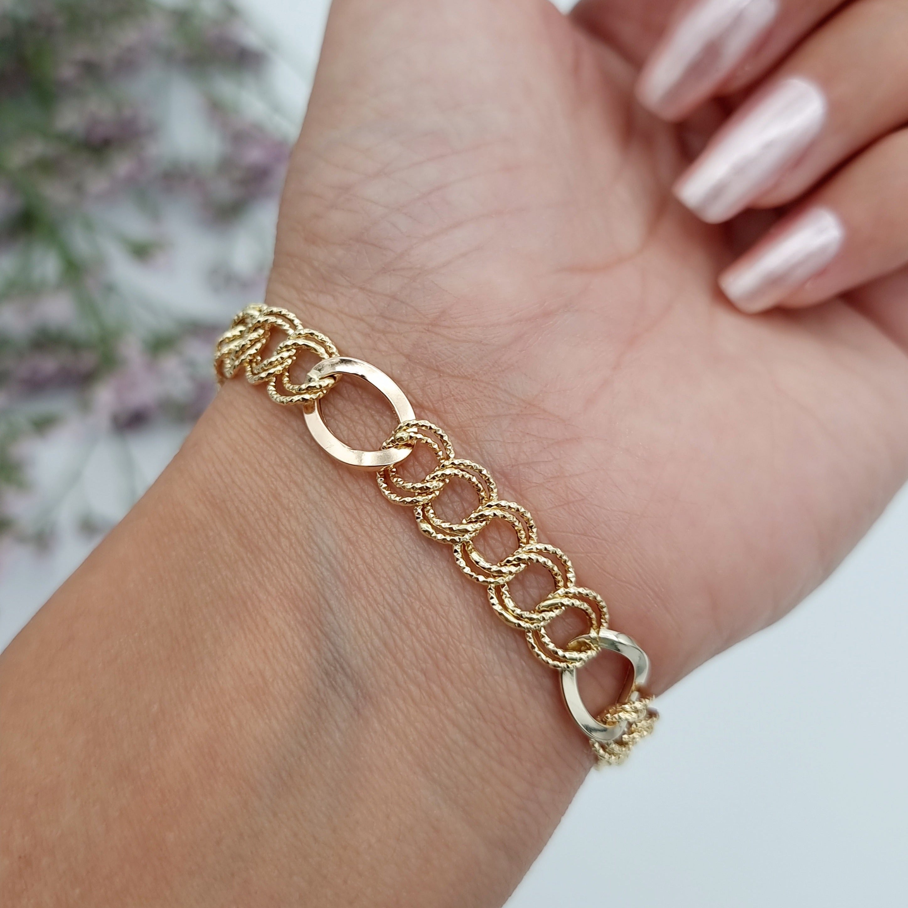 18K Pure Gold Elegant Linked Bracelet