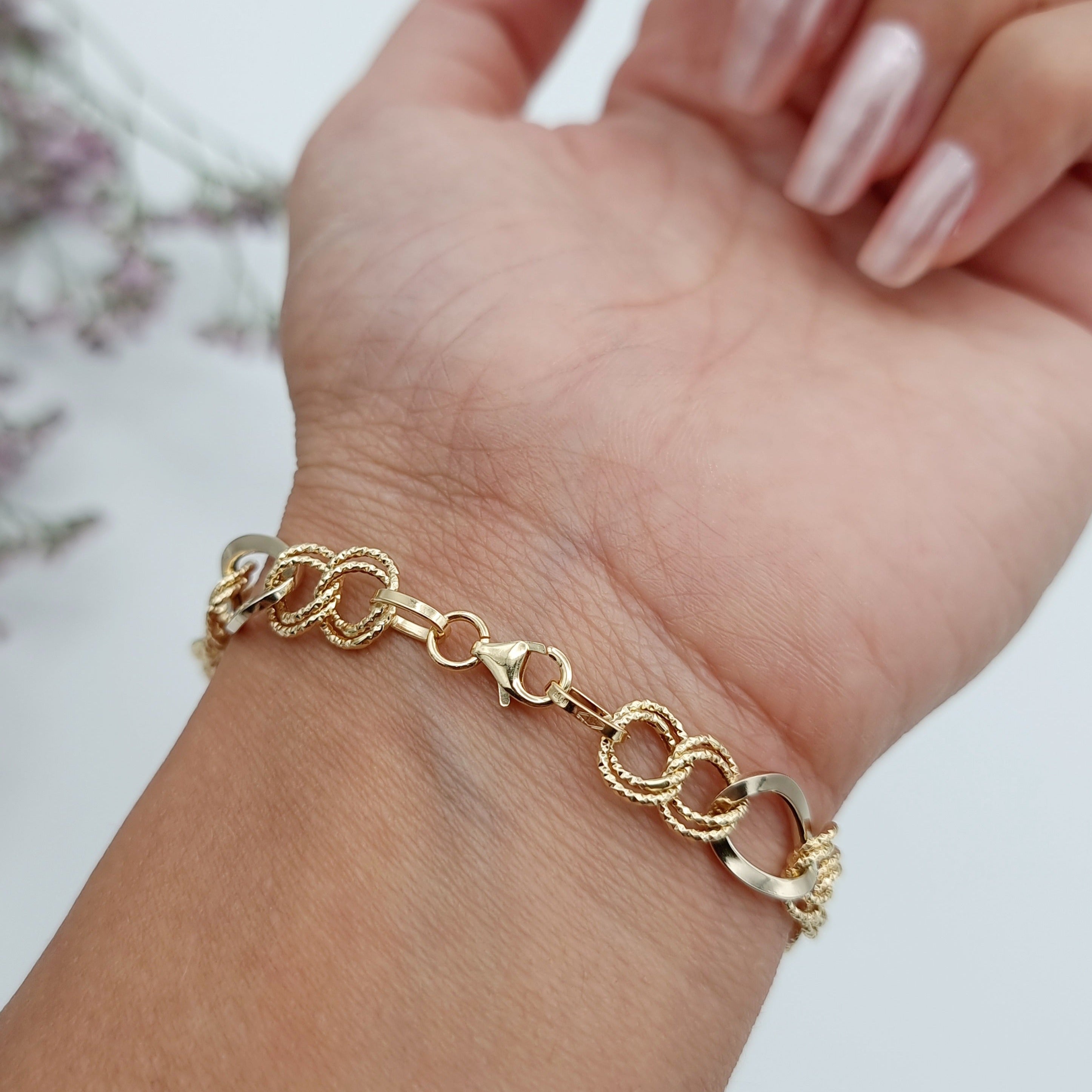 18K Pure Gold Elegant Linked Bracelet