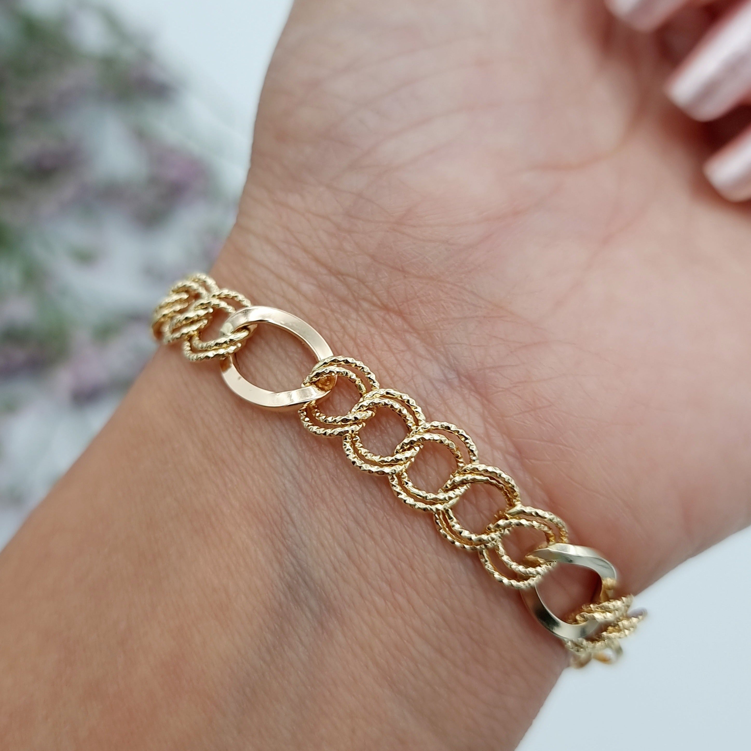 18K Pure Gold Elegant Linked Bracelet