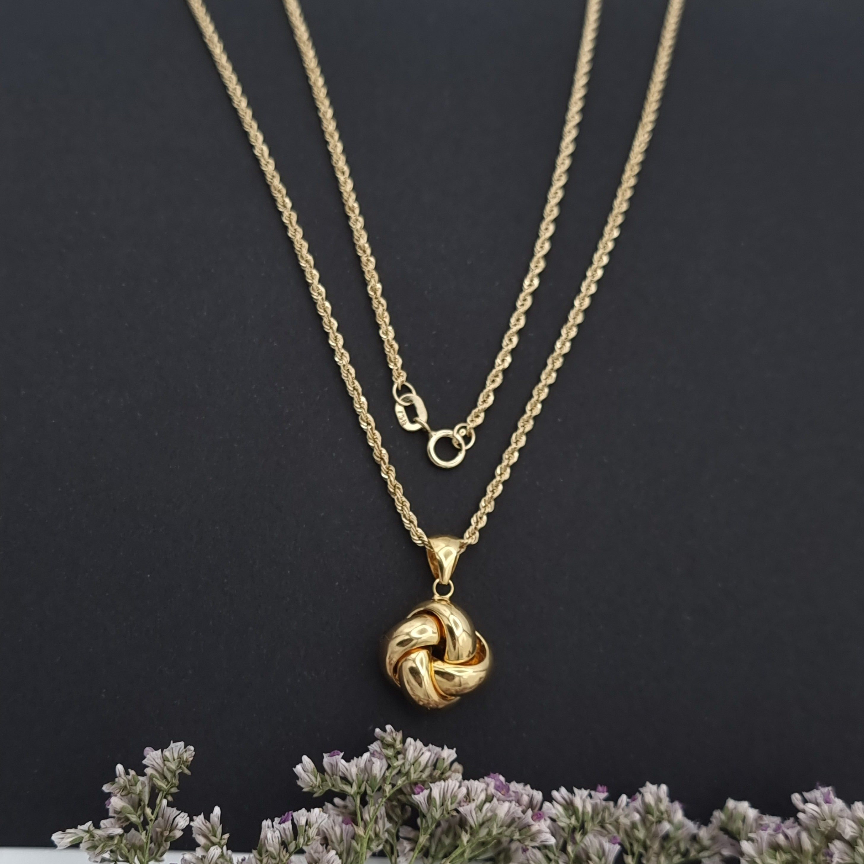 18K Pure Gold Twisted Flower Necklace