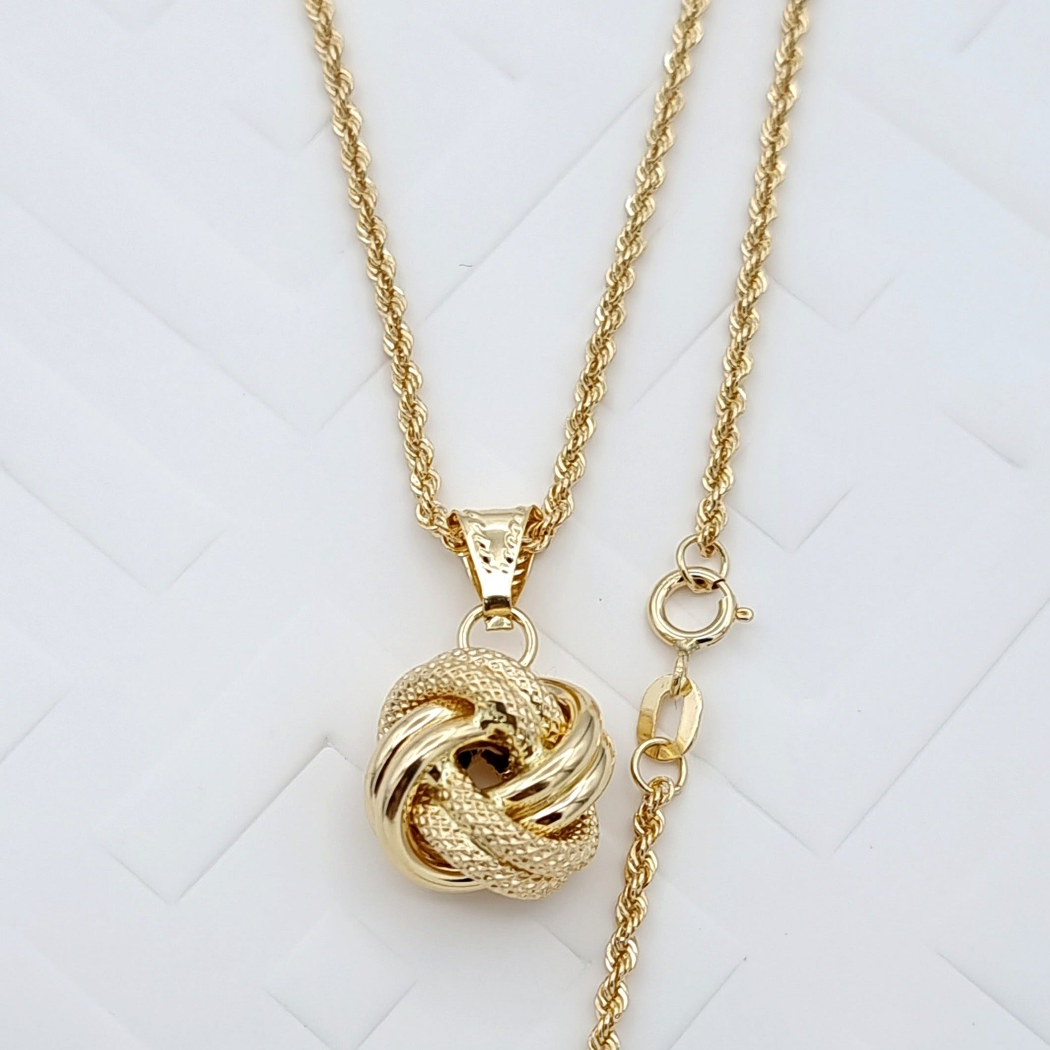 18K Pure Gold Twisted Necklace