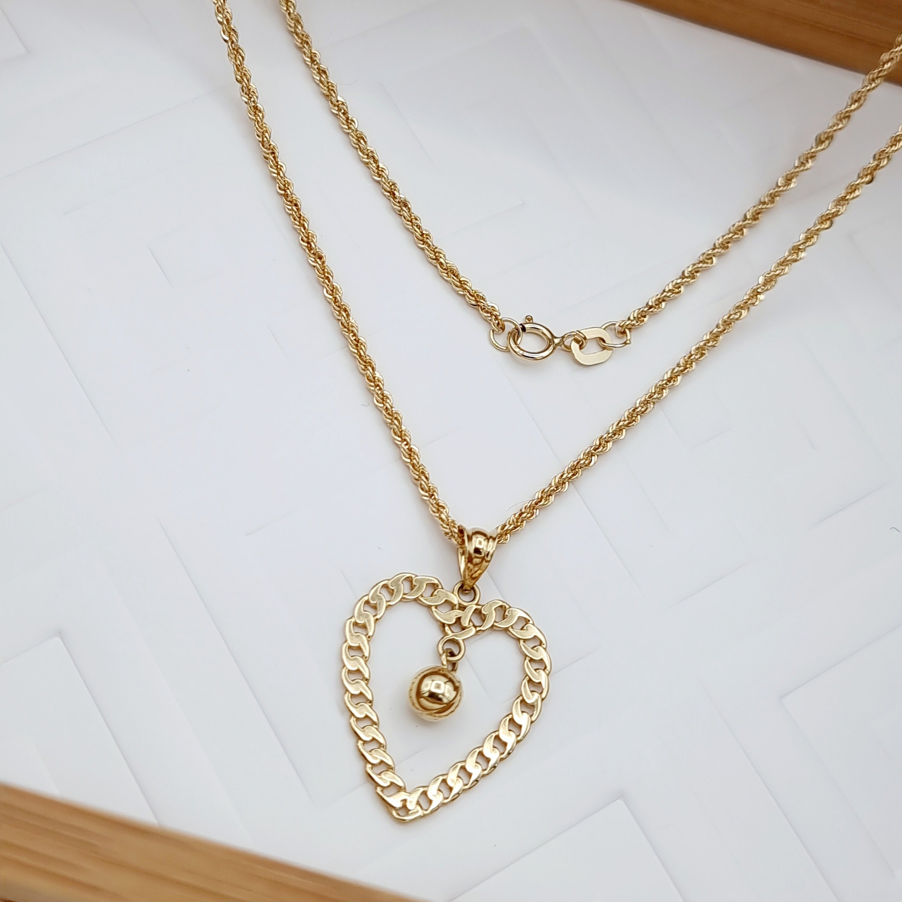 18K Pure Gold Love Ball Seed Necklace