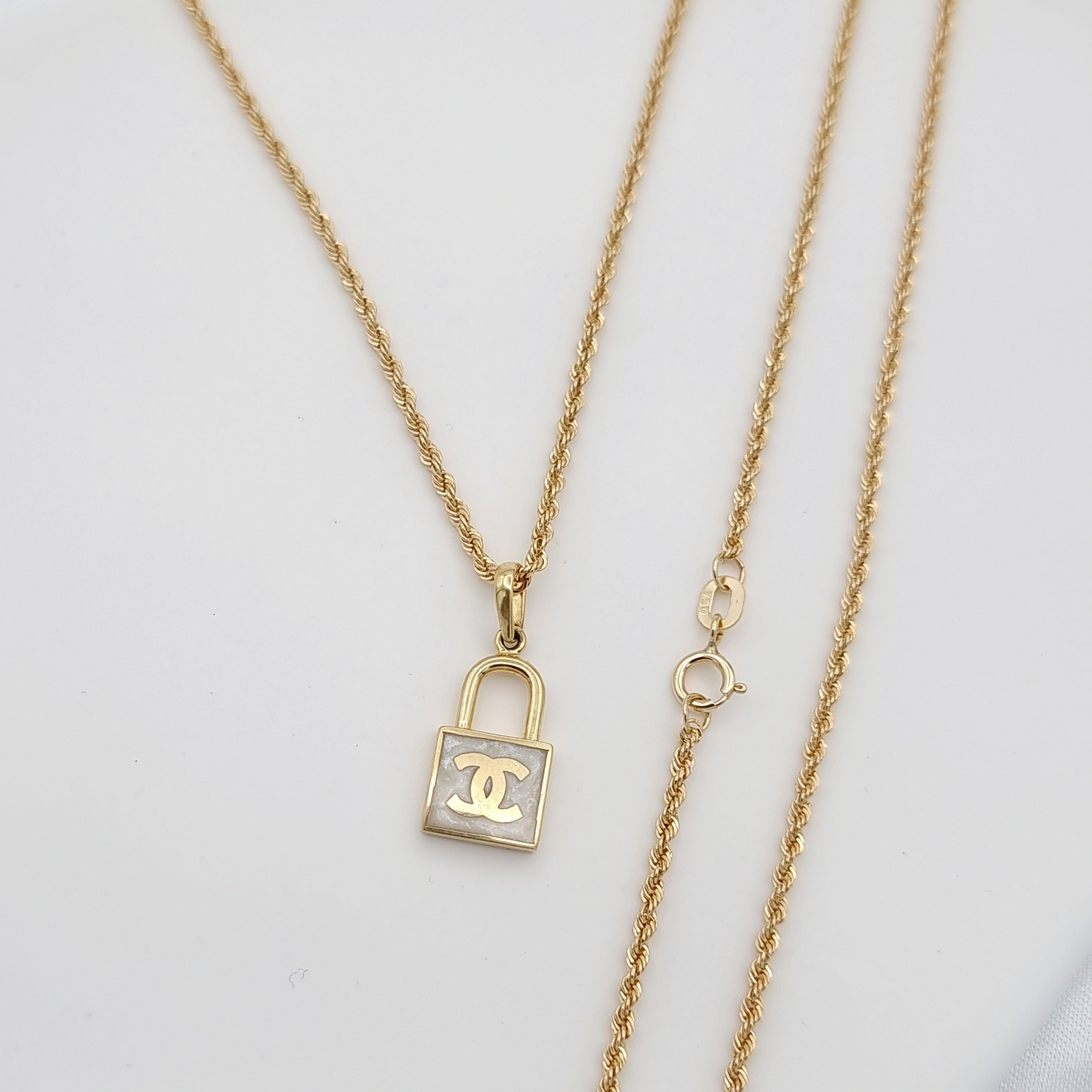 18K Pure Gold Lock C.H Necklace