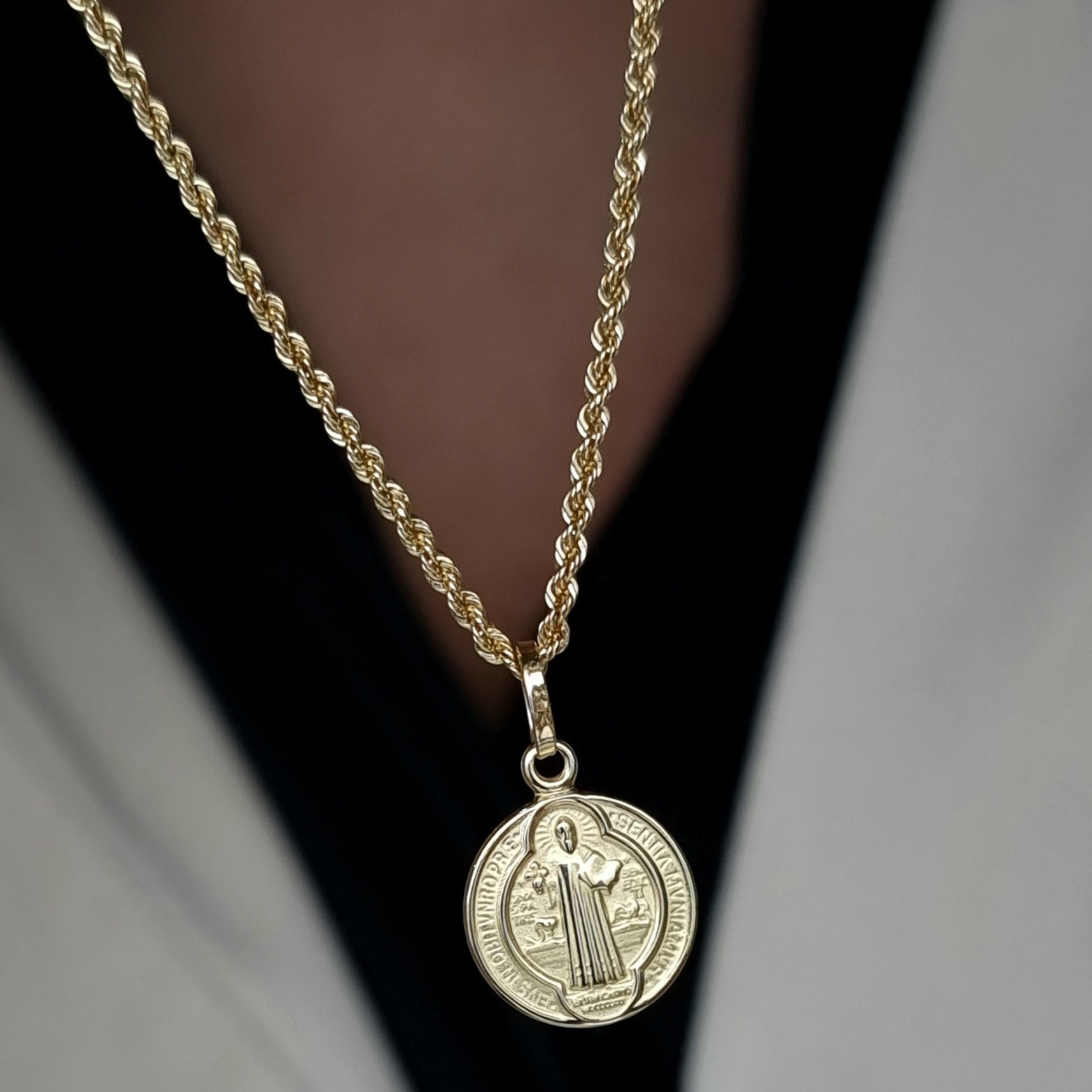 18K Pure Gold Round Religious Necklace