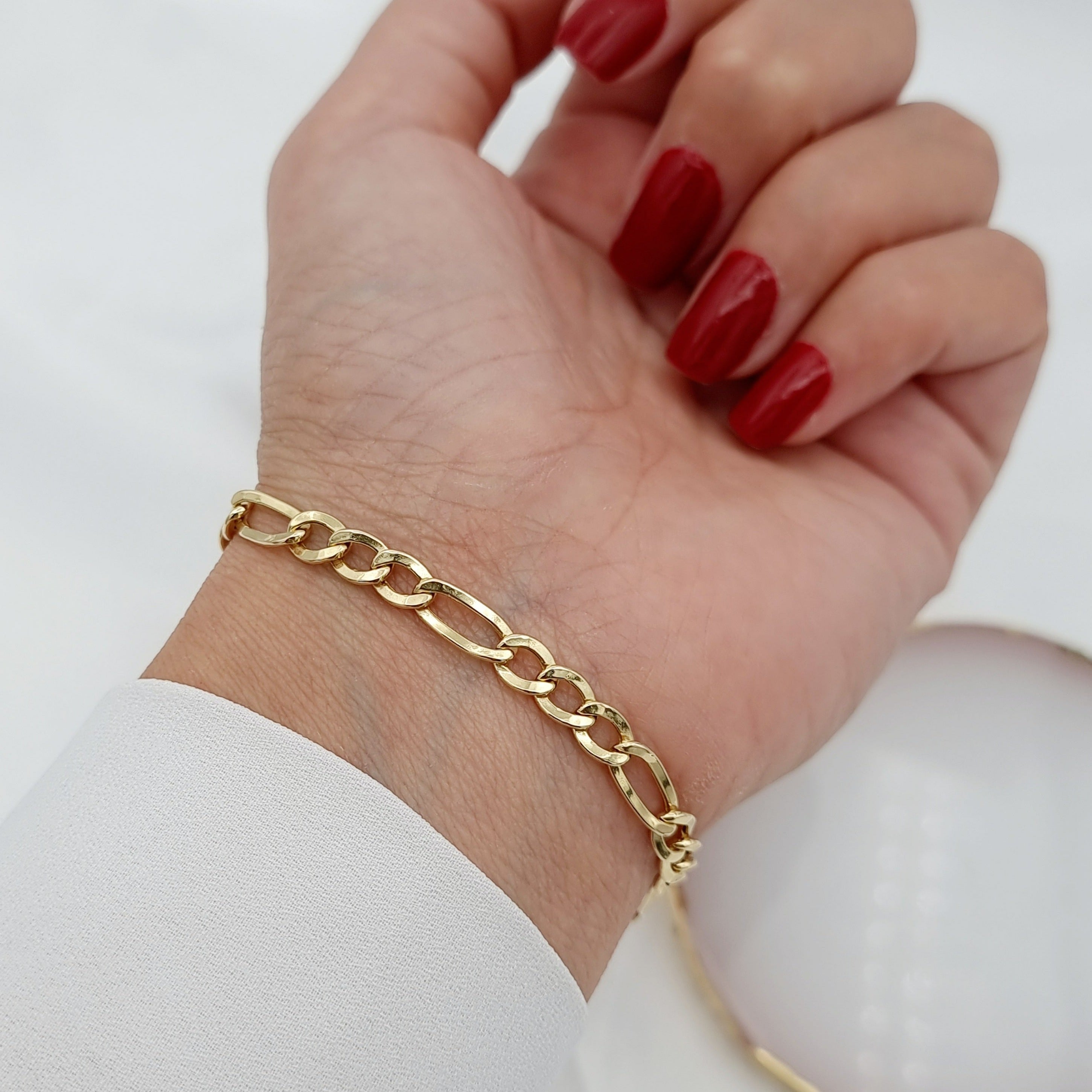 18K Pure Gold Elegant Linked Bracelet