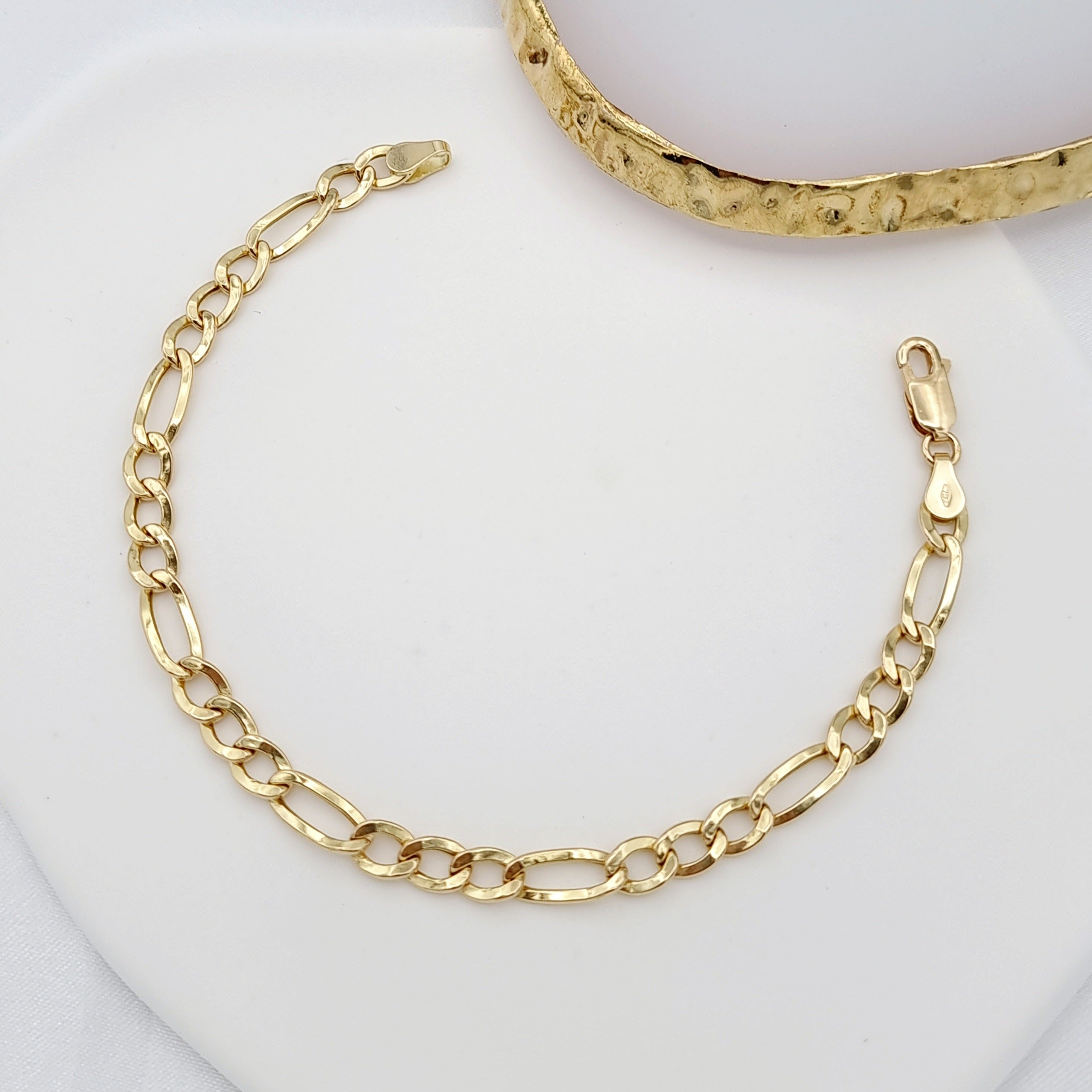 18K Pure Gold Elegant Linked Bracelet