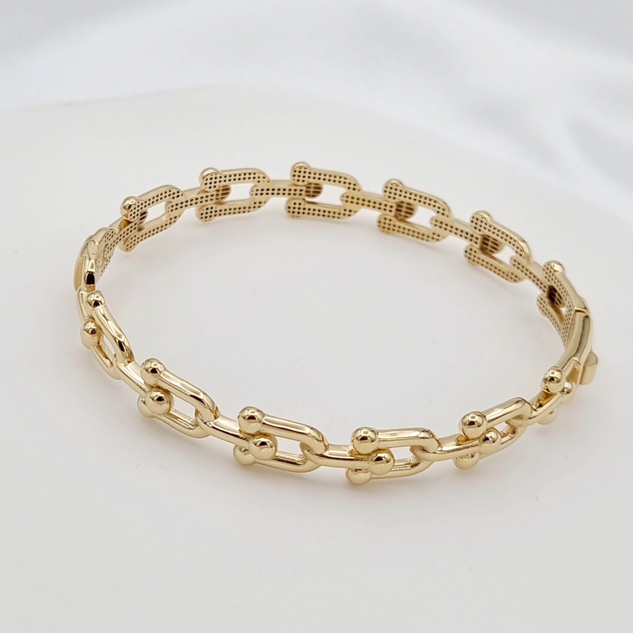 18K Pure Gold U-Link Bangle