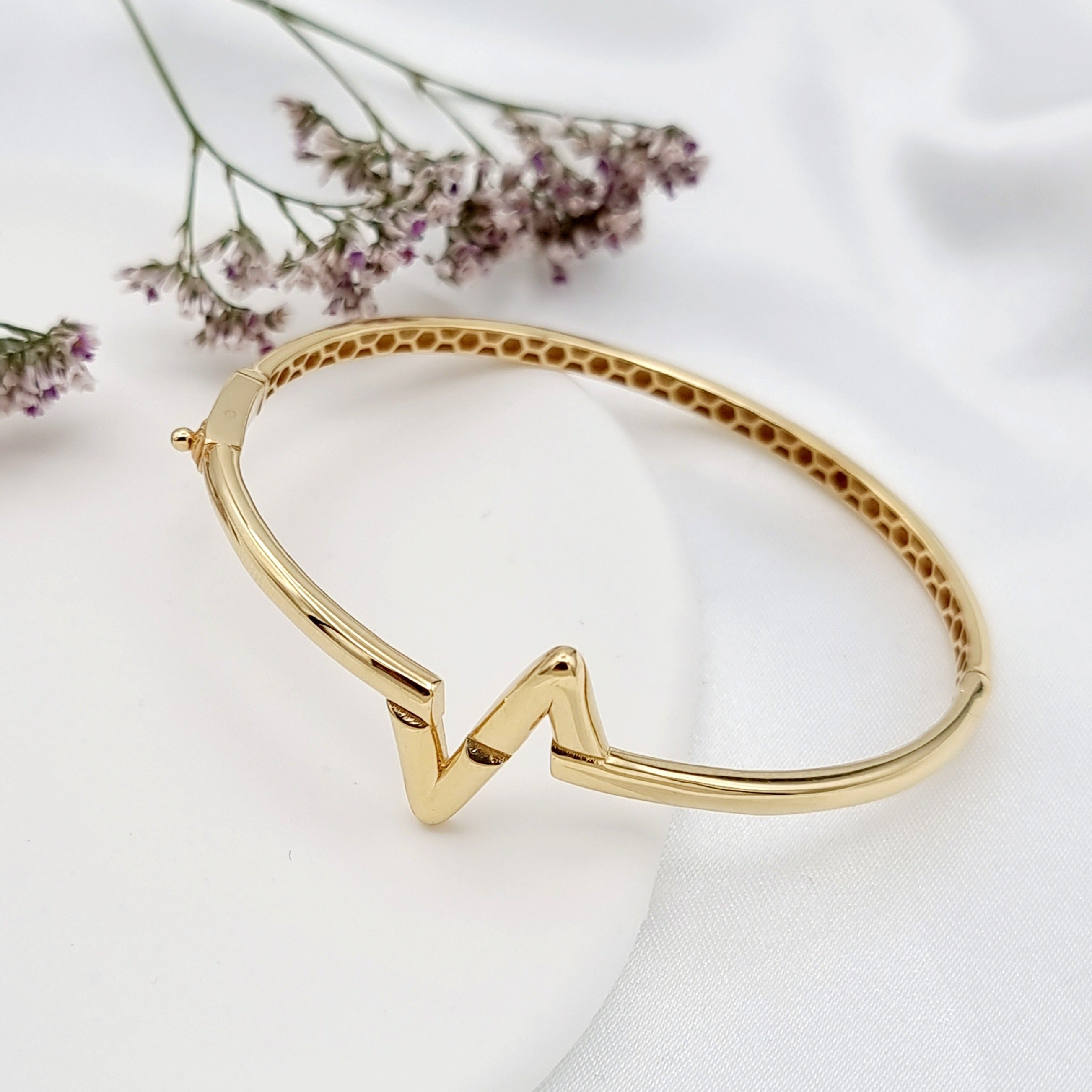 18K Pure Gold Elegant Beat Bangle