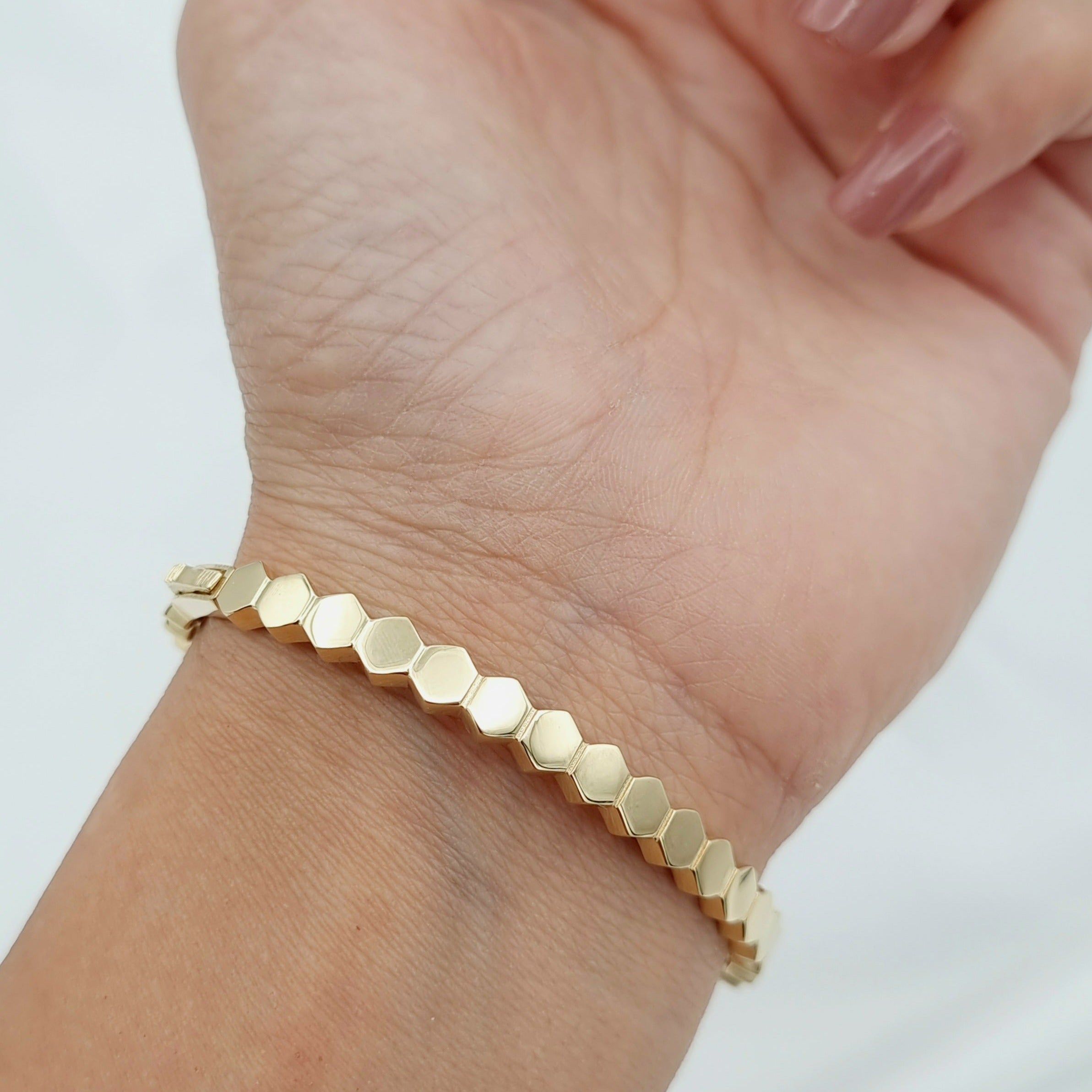 Pure Gold Edge 18K Pure Gold Elegant Bangle