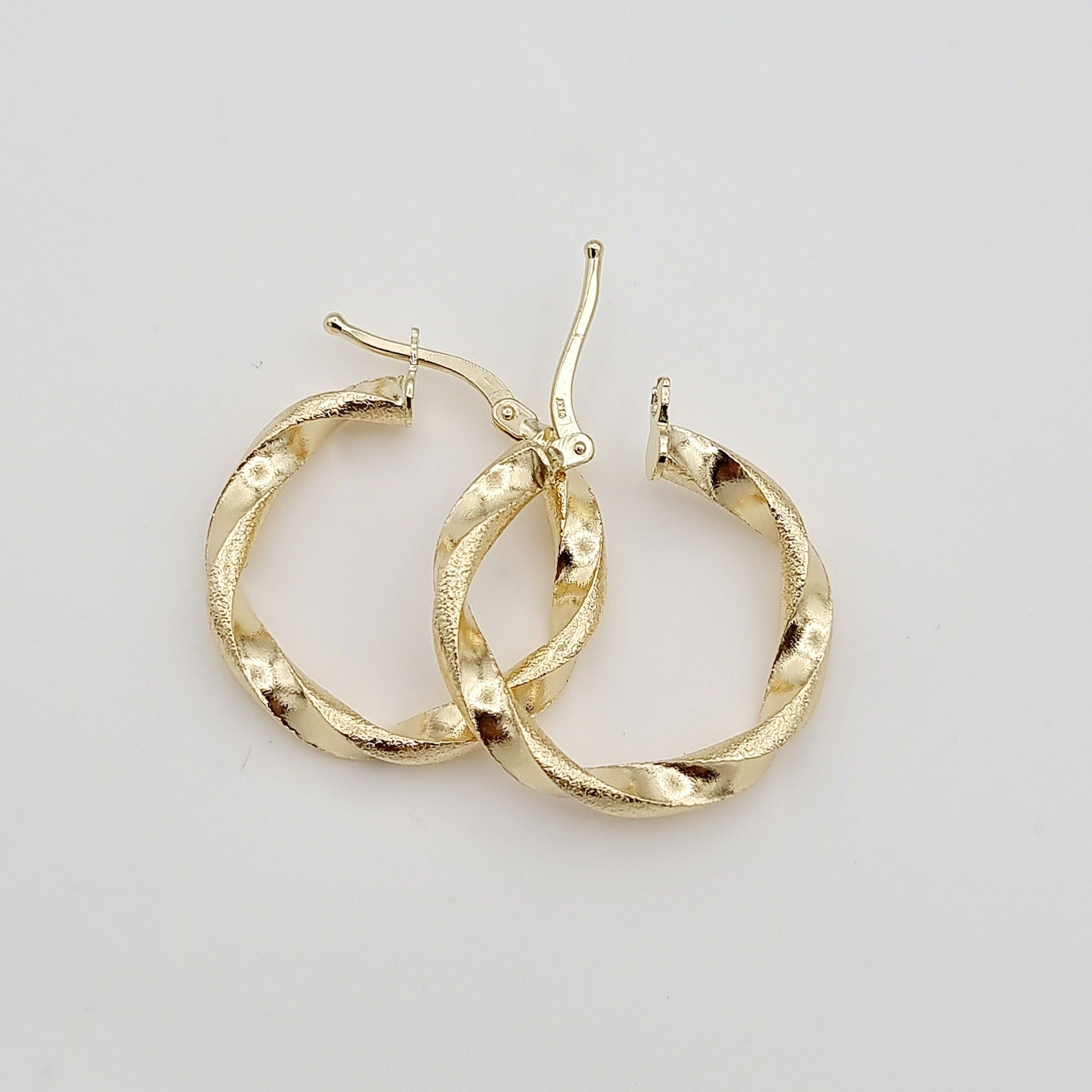 18K Pure Gold Twisted Round Earring Set