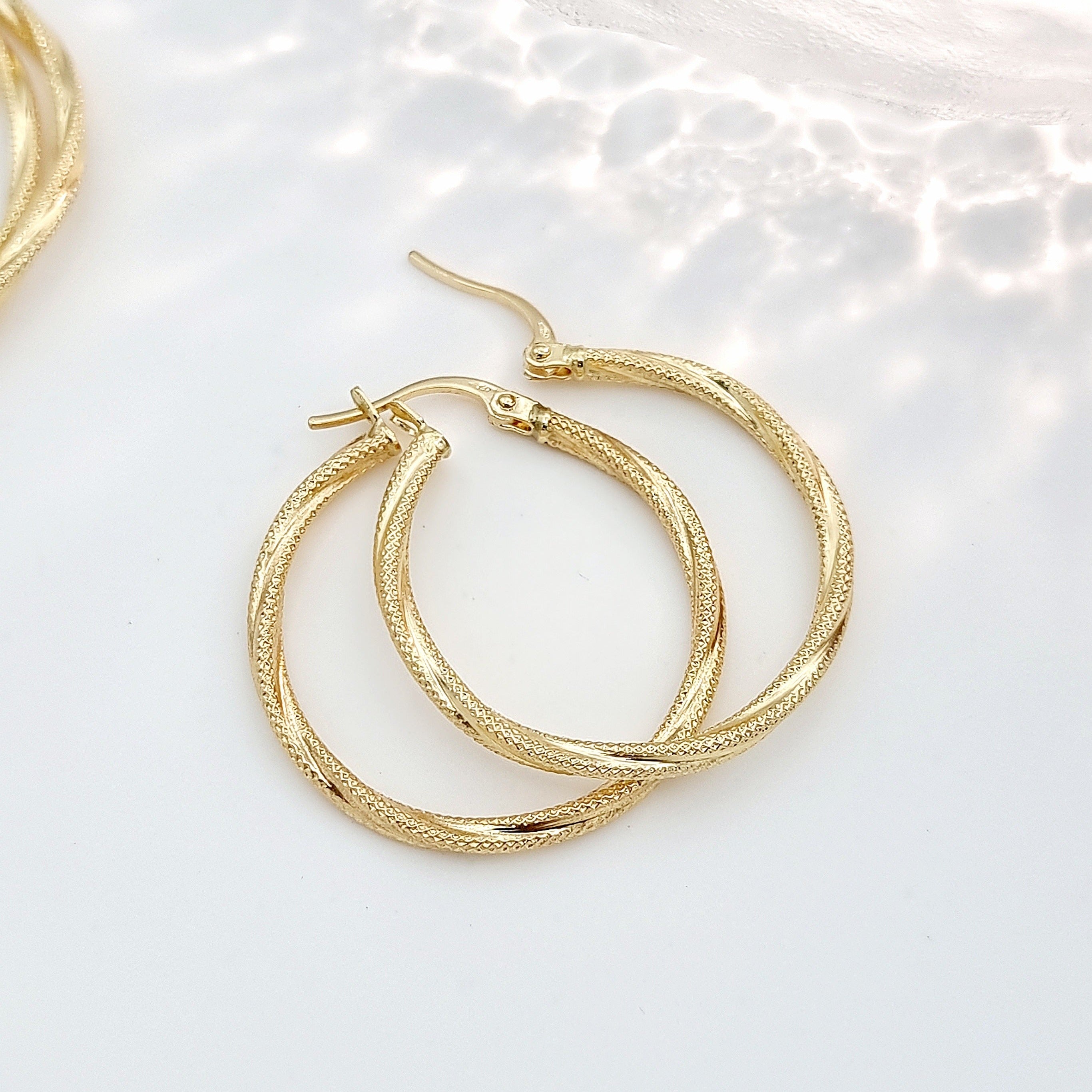 18K Pure Gold Twisted Round Earring Set