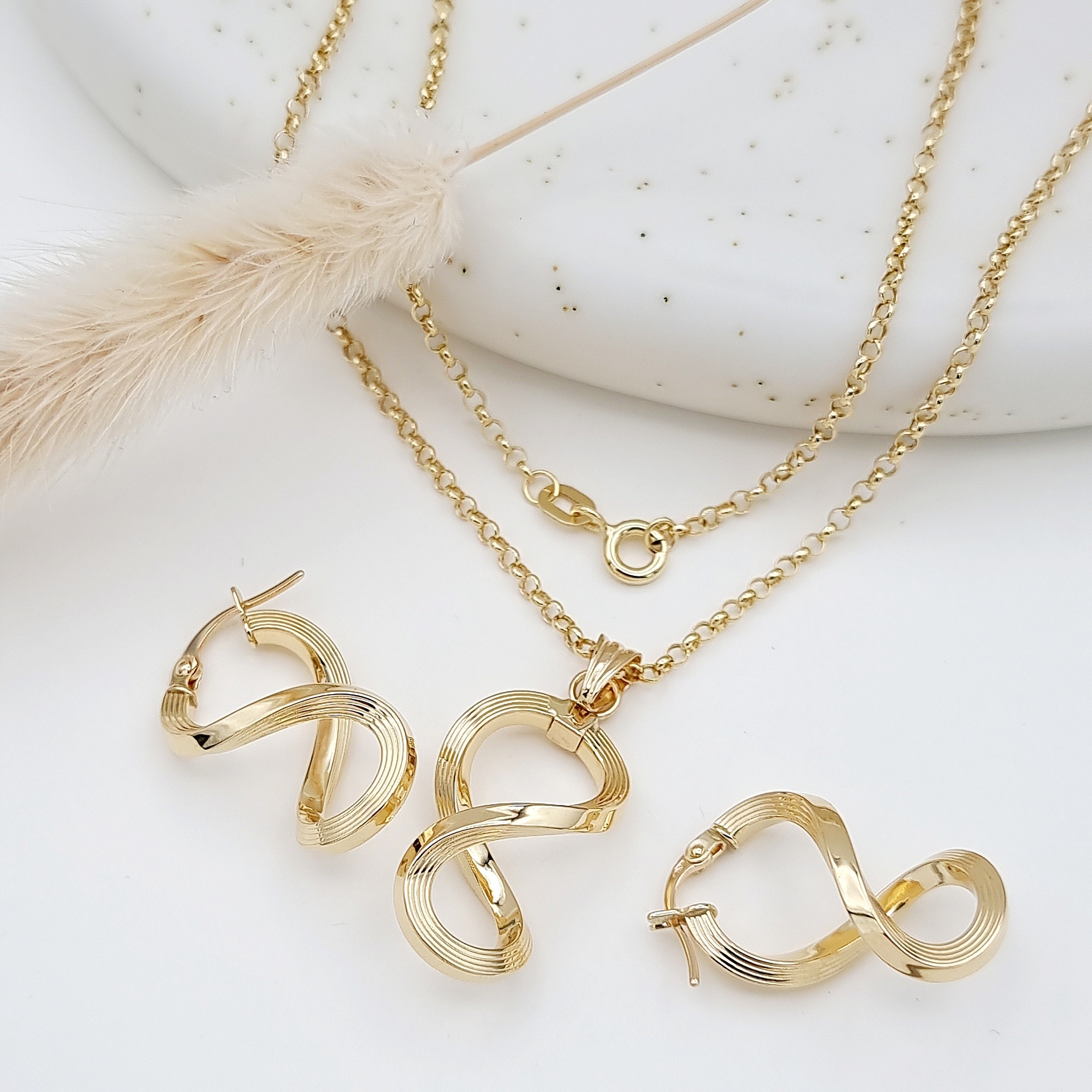 18K Pure Gold Twisted Infinity Jewelry Set