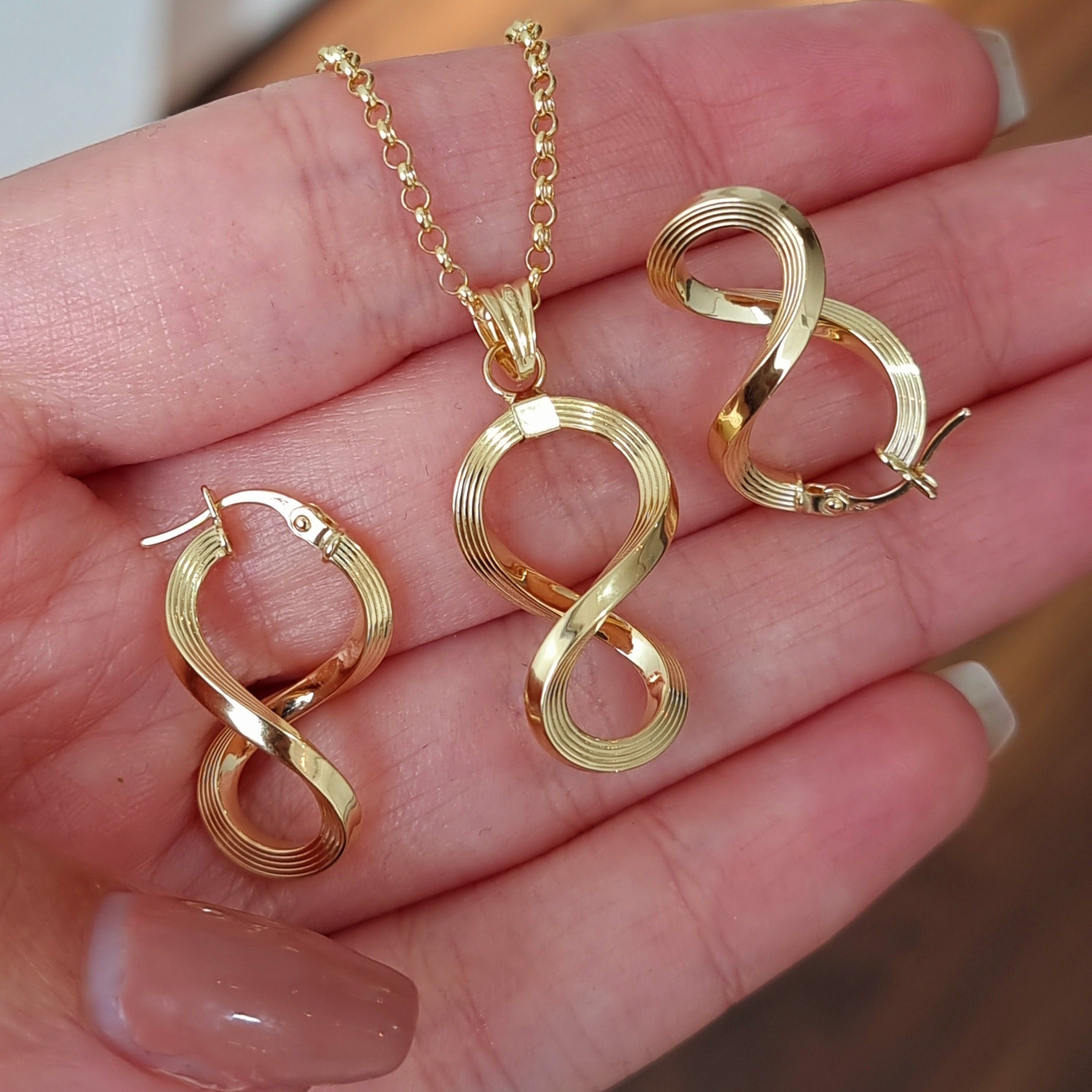 18K Pure Gold Twisted Infinity Jewelry Set