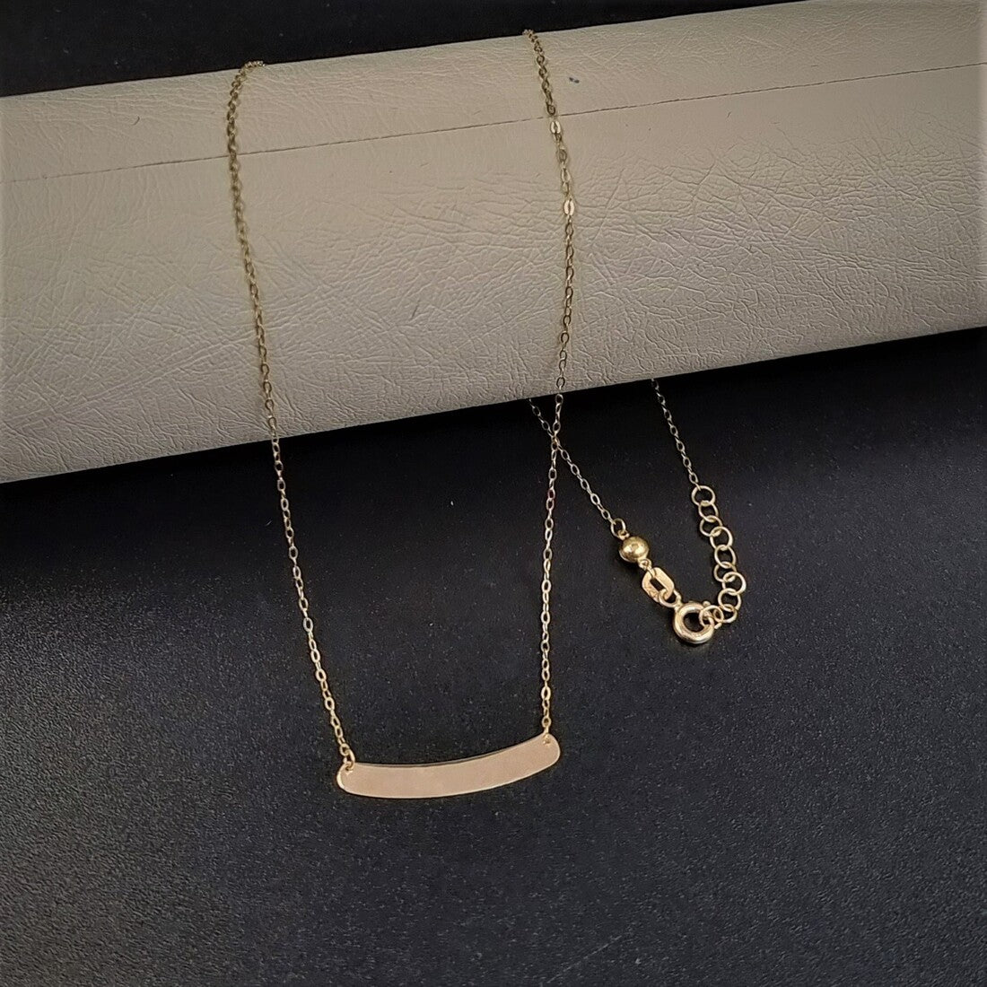 18K Pure Gold Curved Plate Necklace