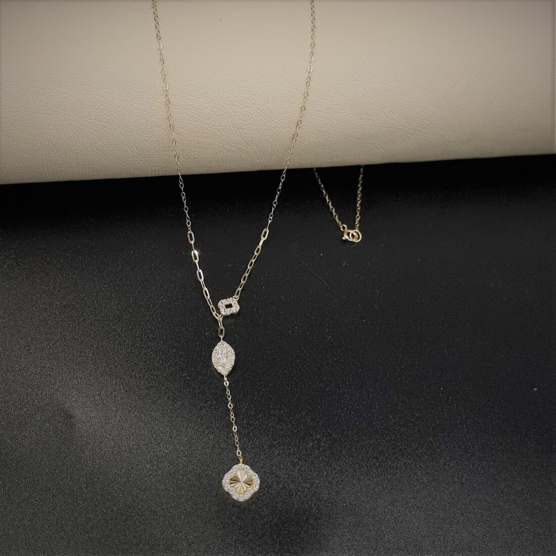 18K Pure Gold White Stone Casual Necklace