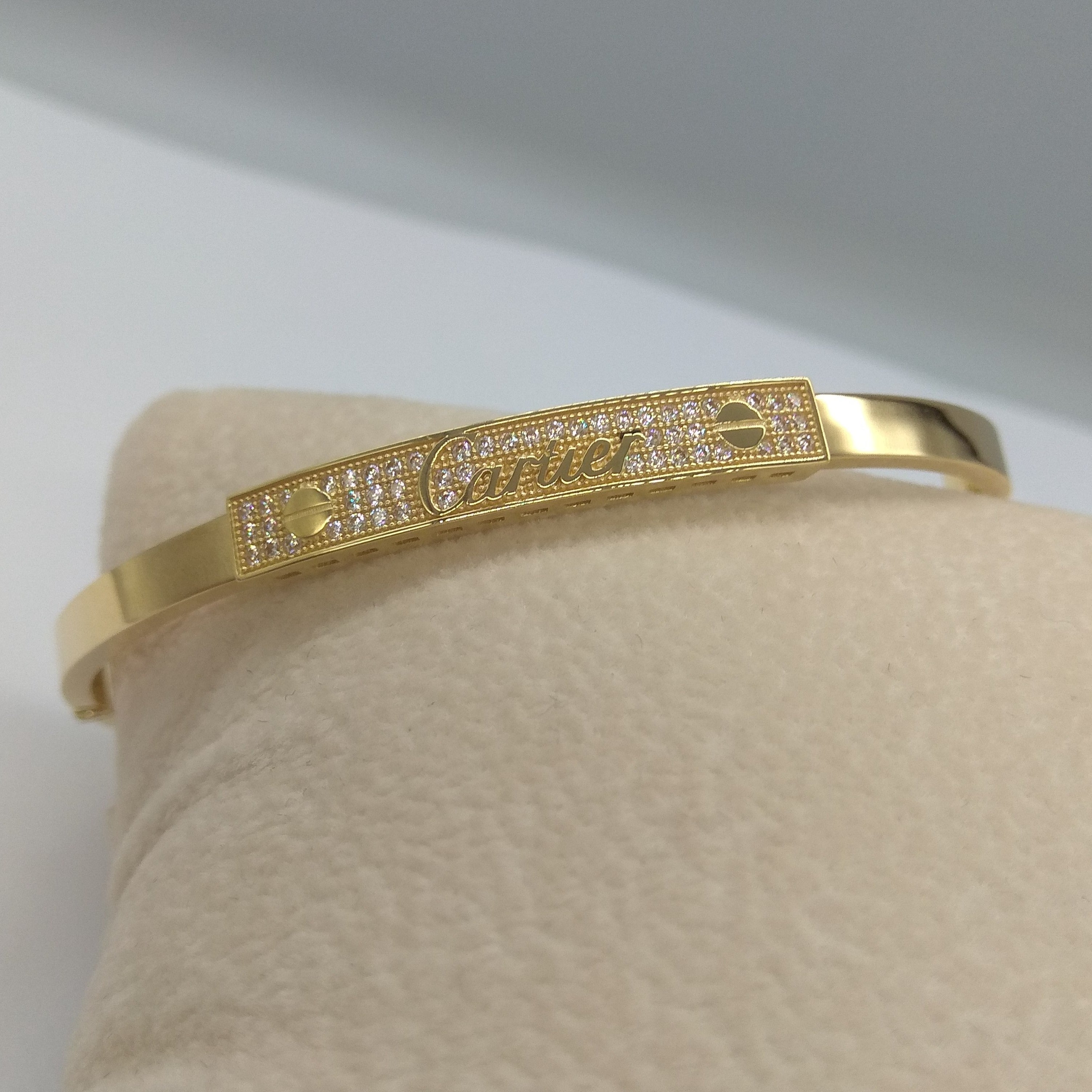 18K Pure Gold C.R Bangle