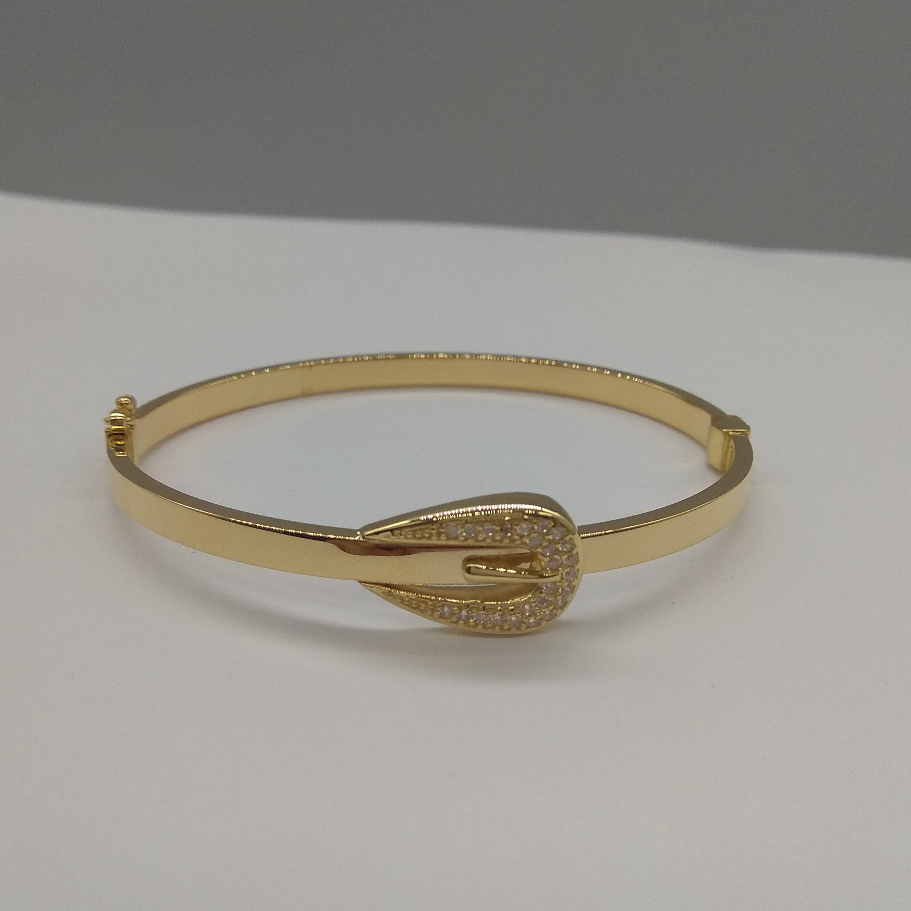 18K Pure Gold Elegant Stone Bangle