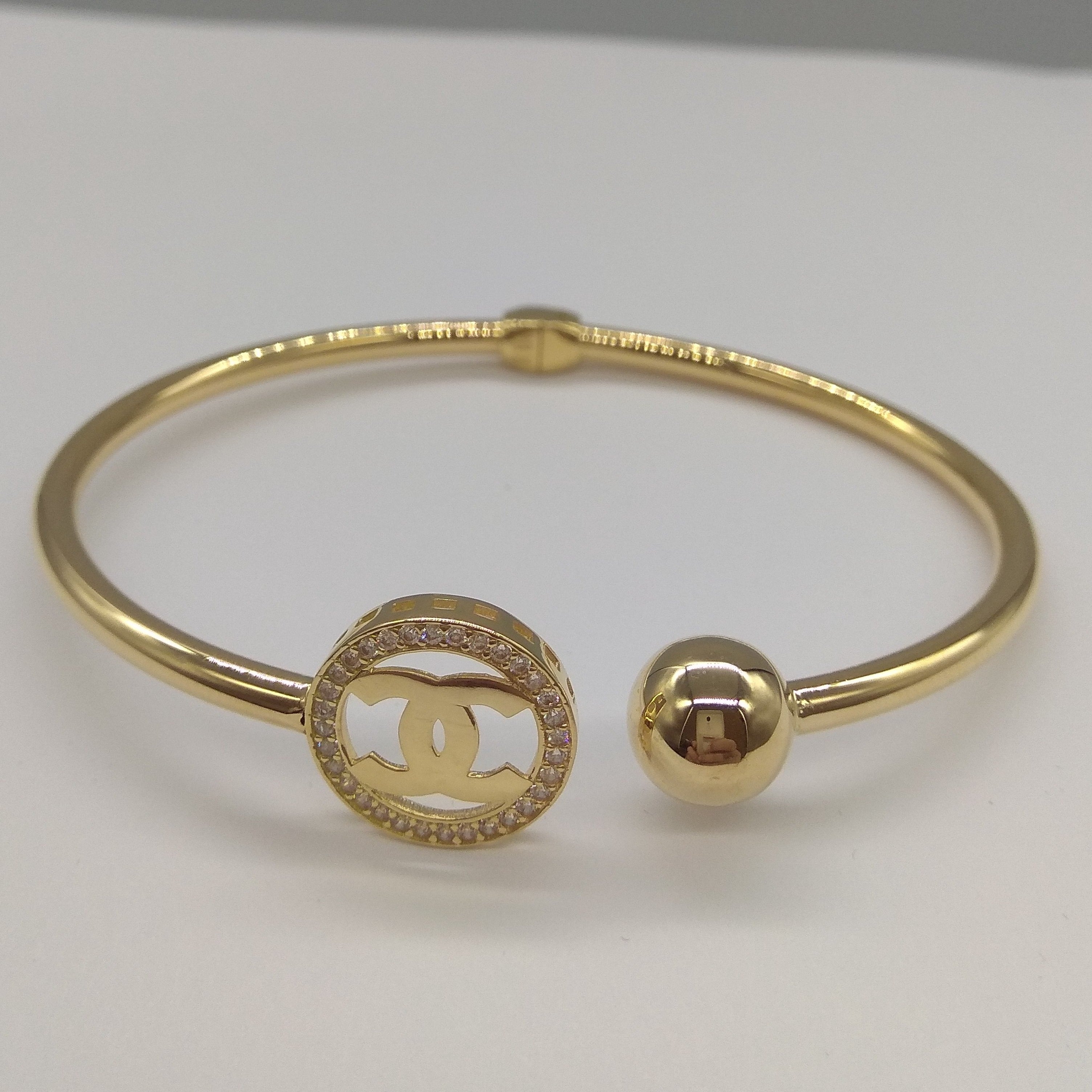 18K Pure Gold C.H Ball Bangle