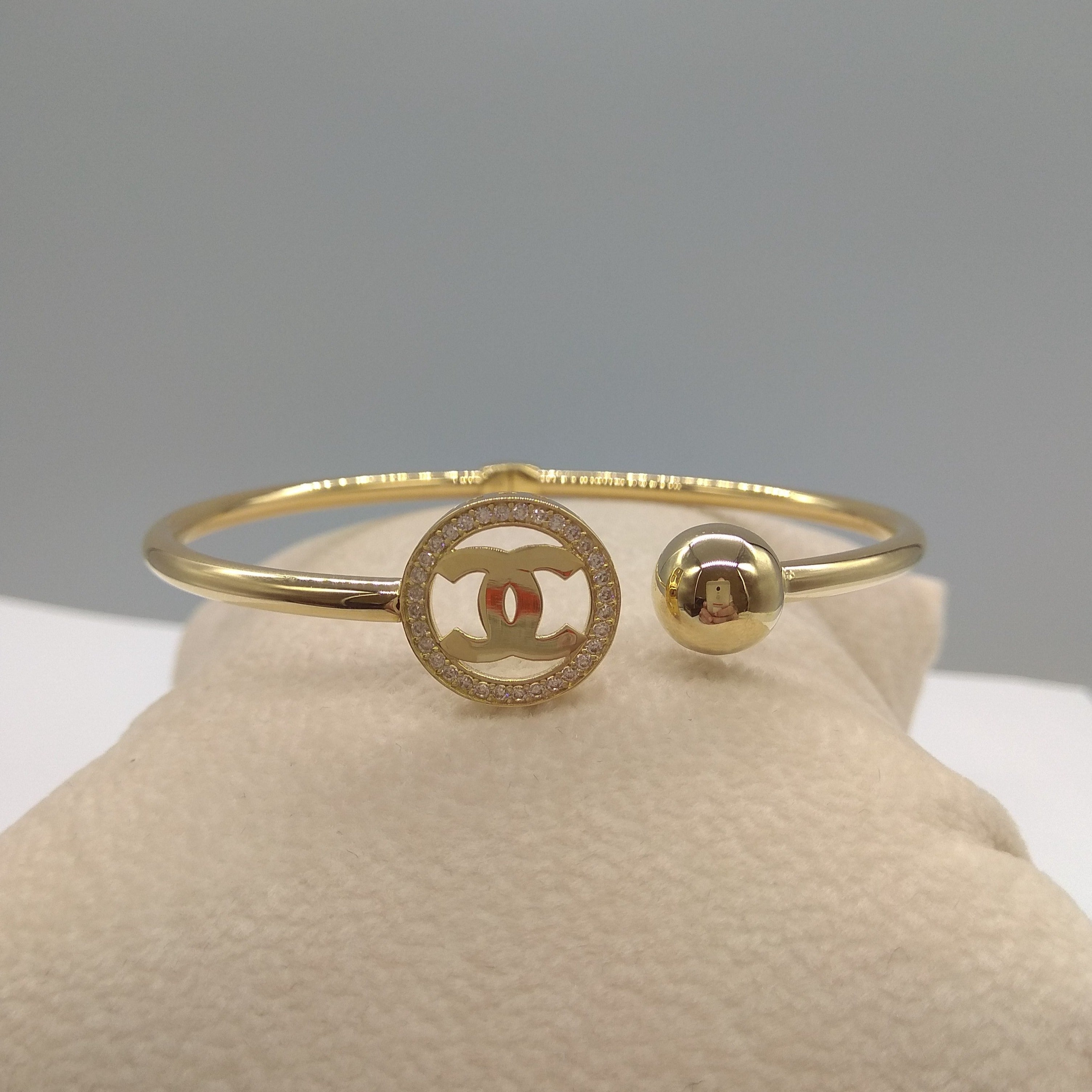 18K Pure Gold C.H Ball Bangle