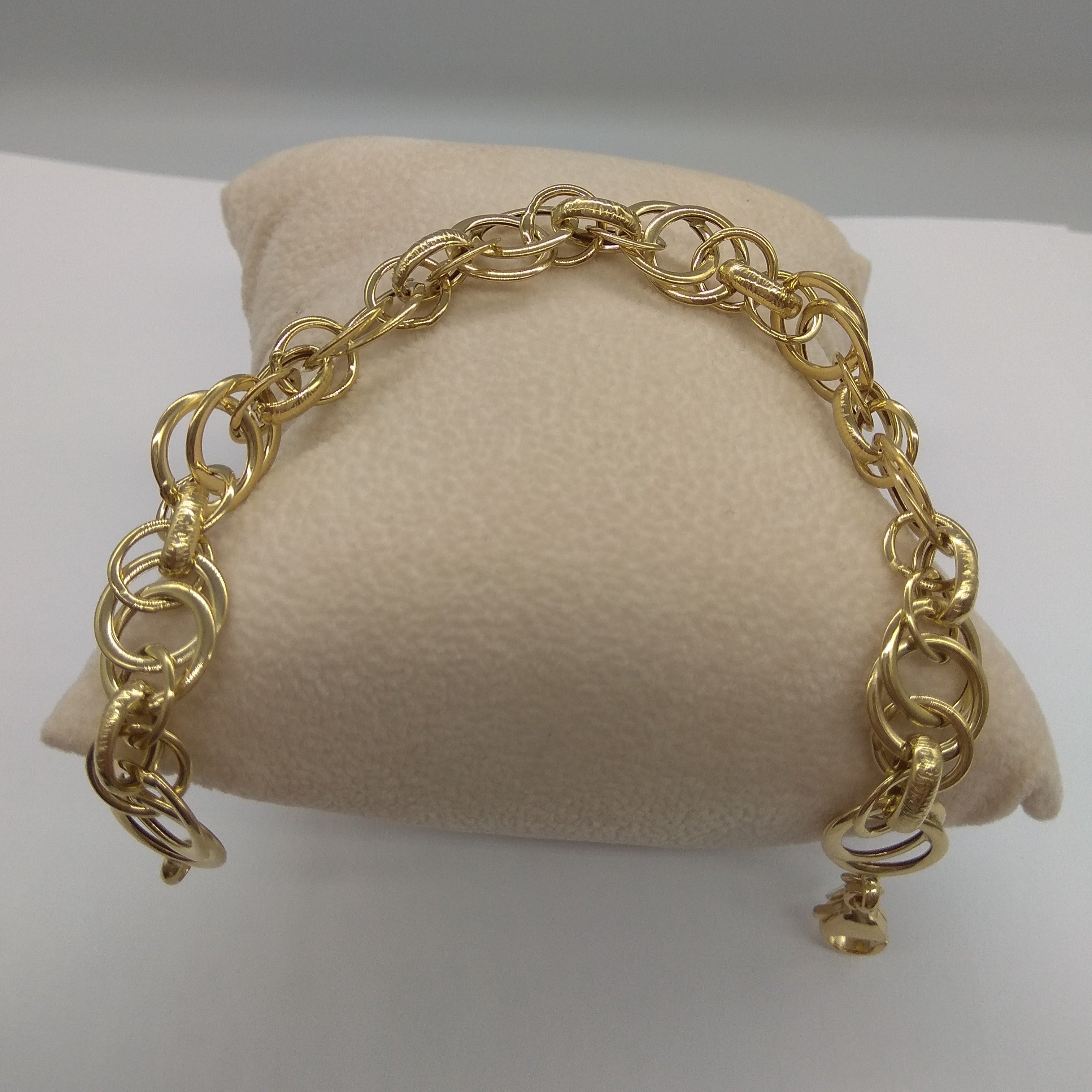 18K Pure Gold Elegant Bracelet