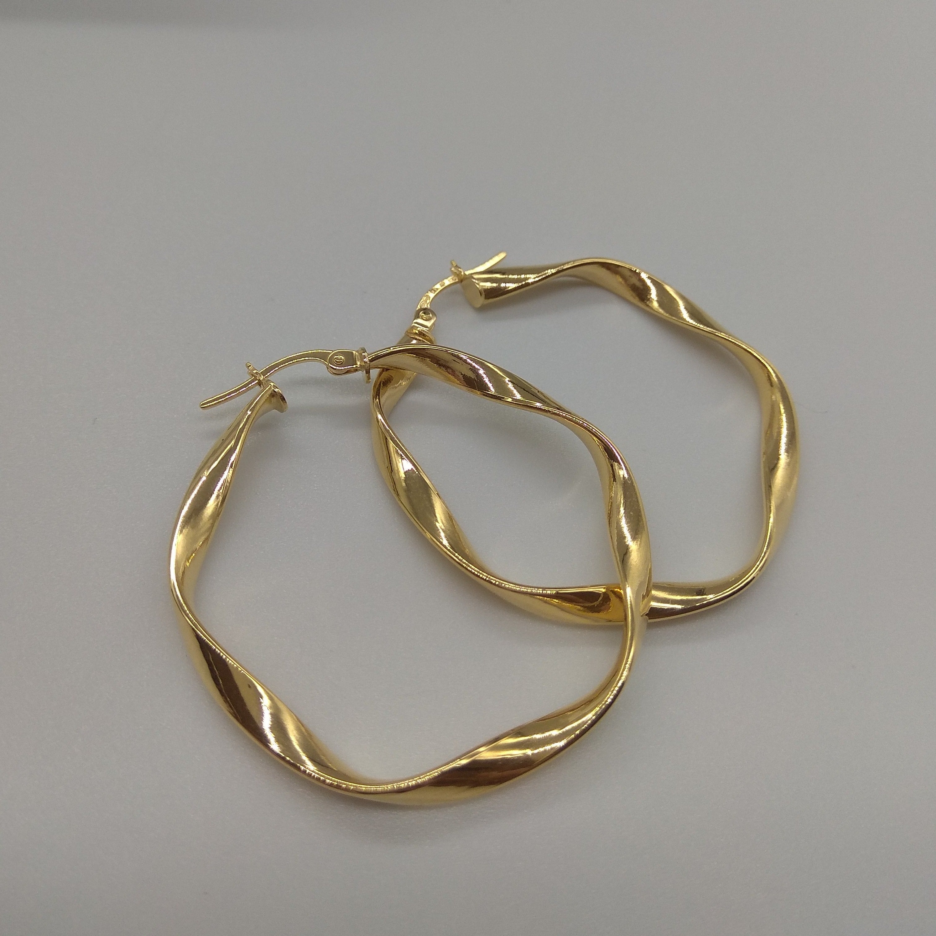 18K Pure Gold Twisted Round Earring Set