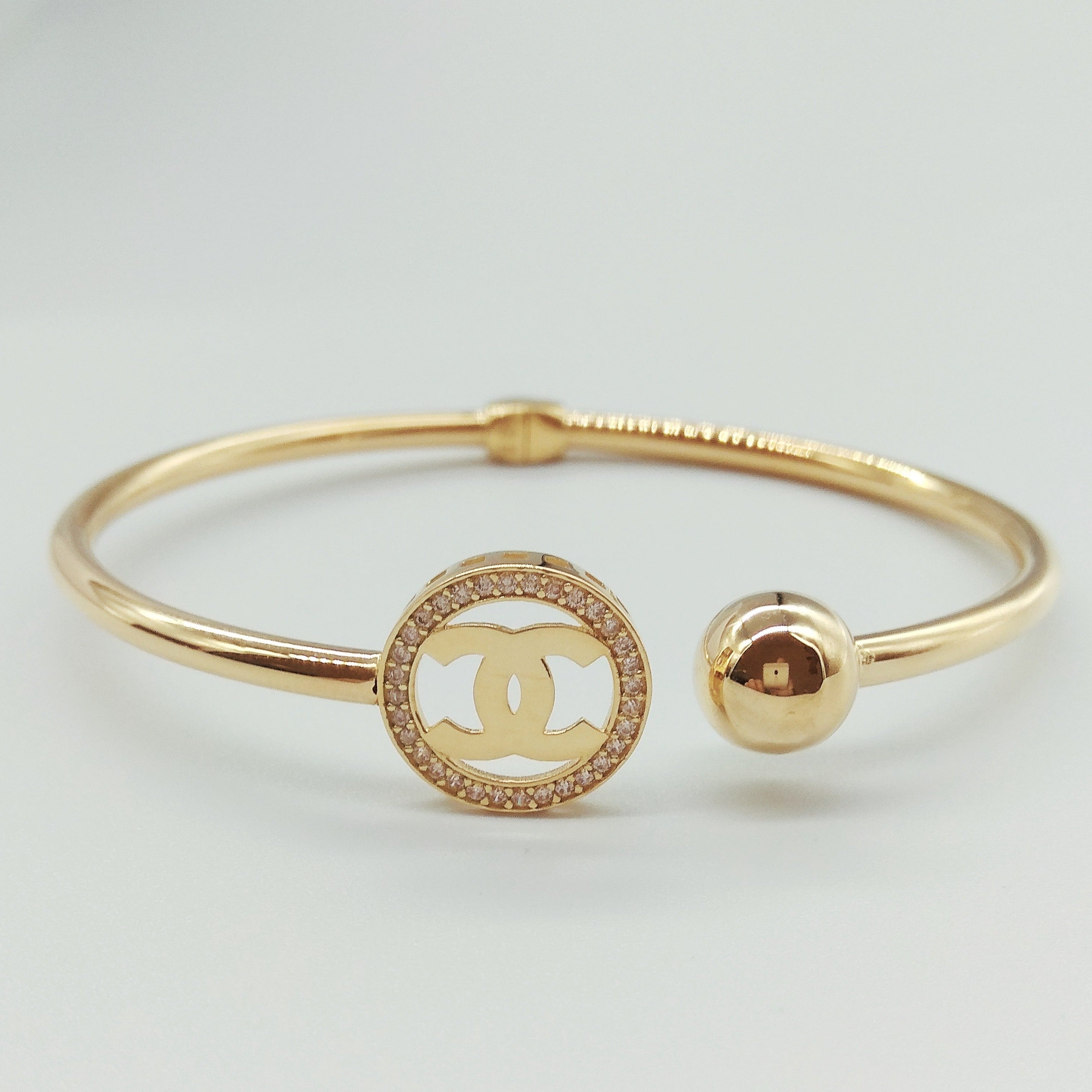 18K Pure Gold C.H Ball Bangle