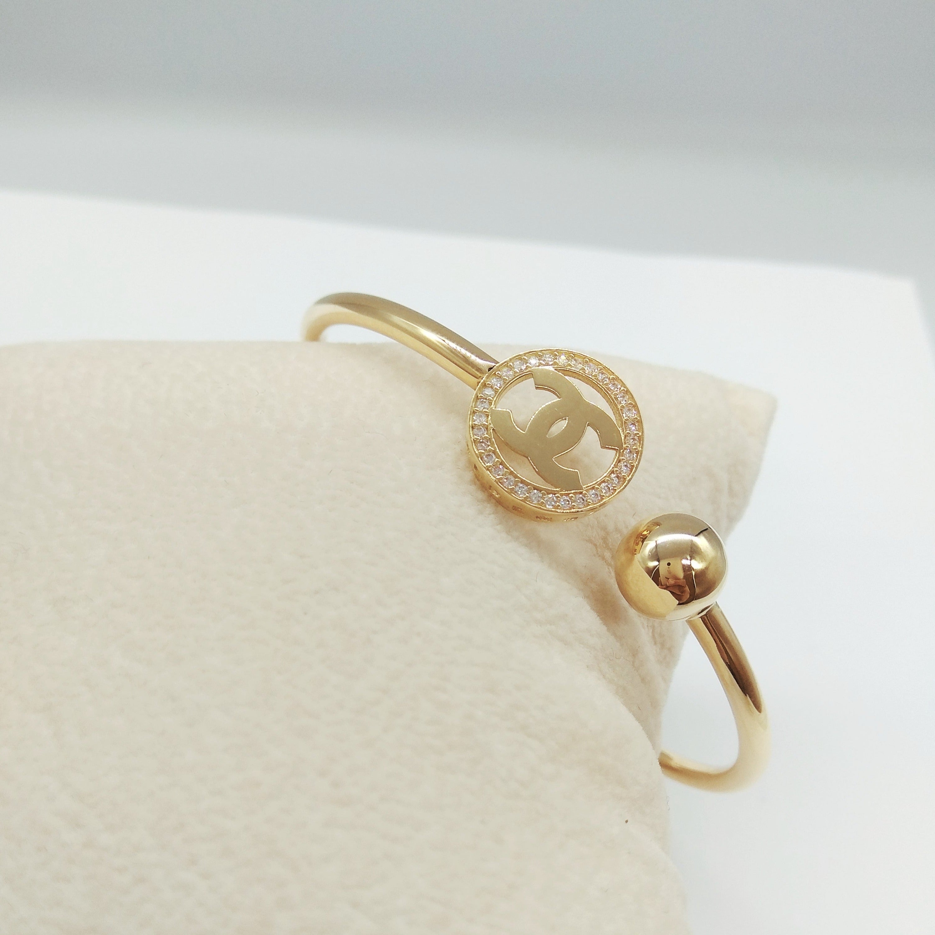 18K Pure Gold C.H Ball Bangle