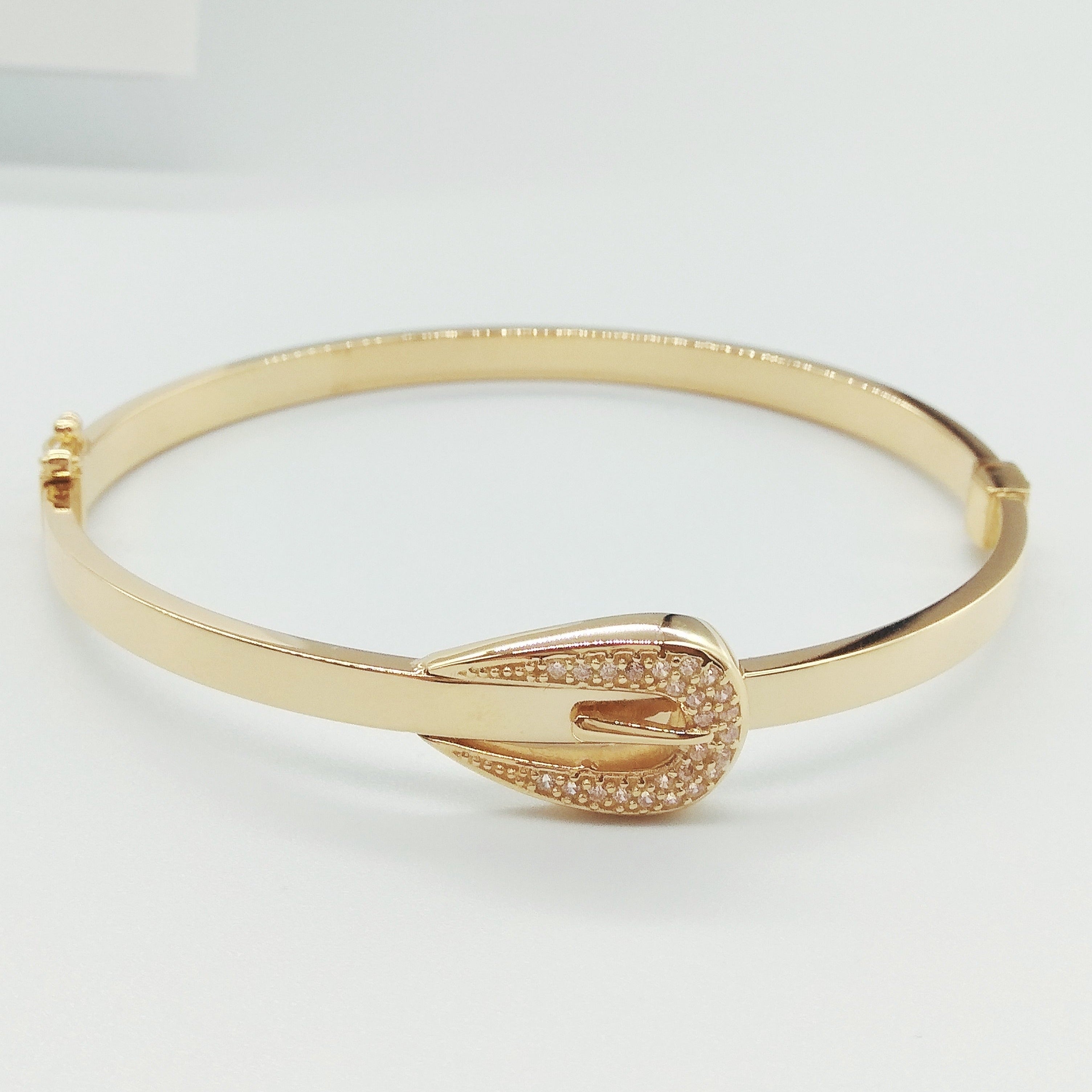 18K Pure Gold Elegant Stone Bangle