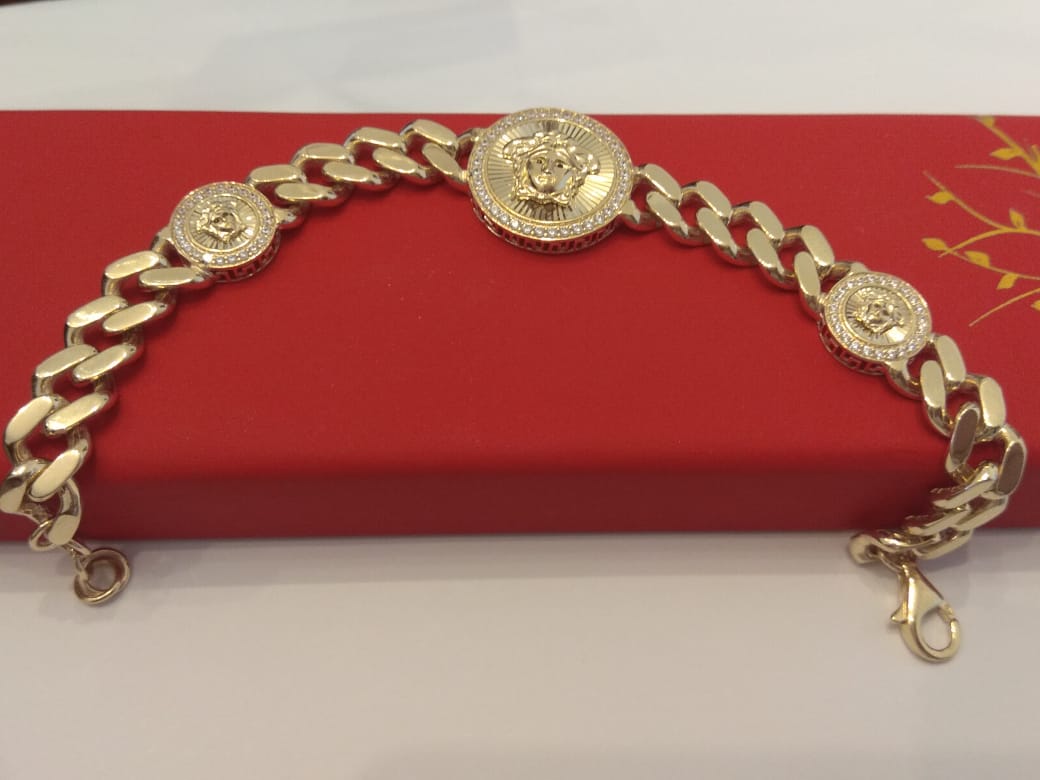 18K Pure Gold Elegant Double V.R.C Bracelet