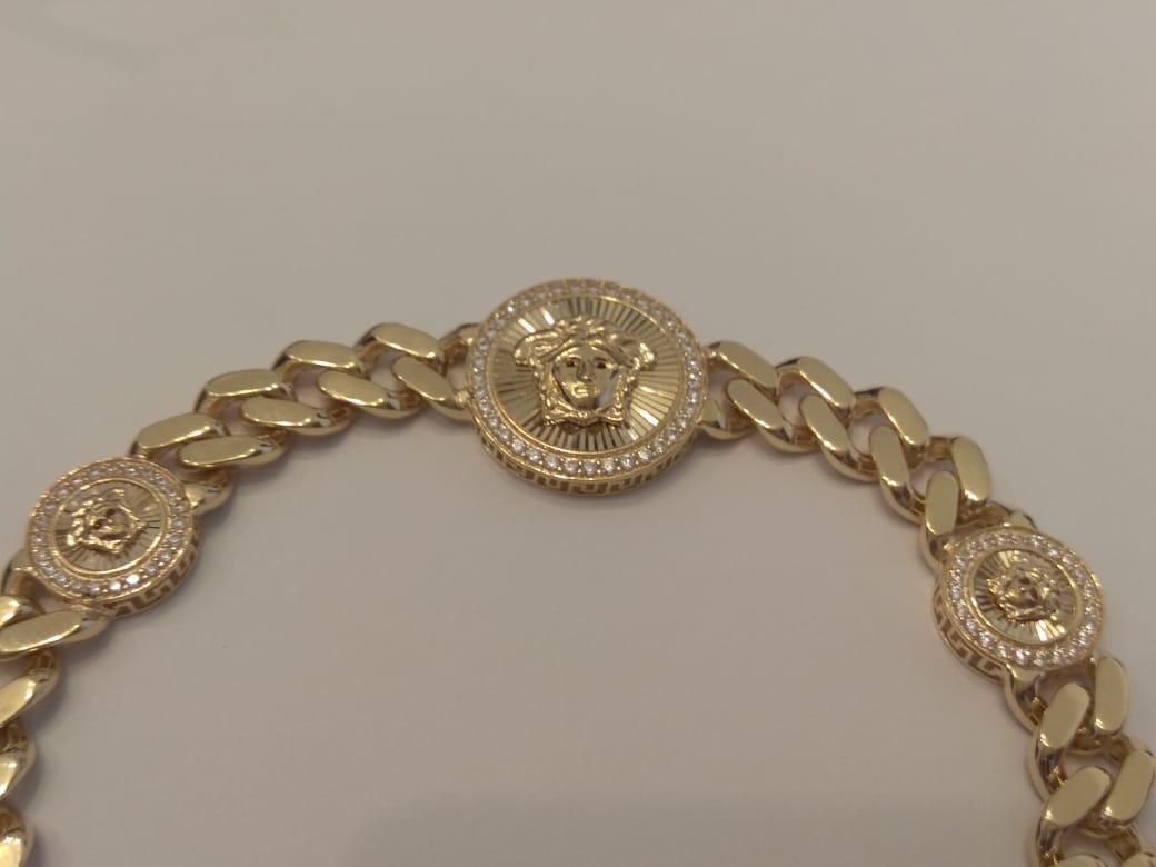 18K Pure Gold Elegant Double V.R.C Bracelet