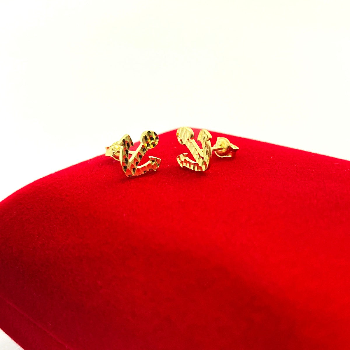 18K Pure Gold Anchor Earrings Design