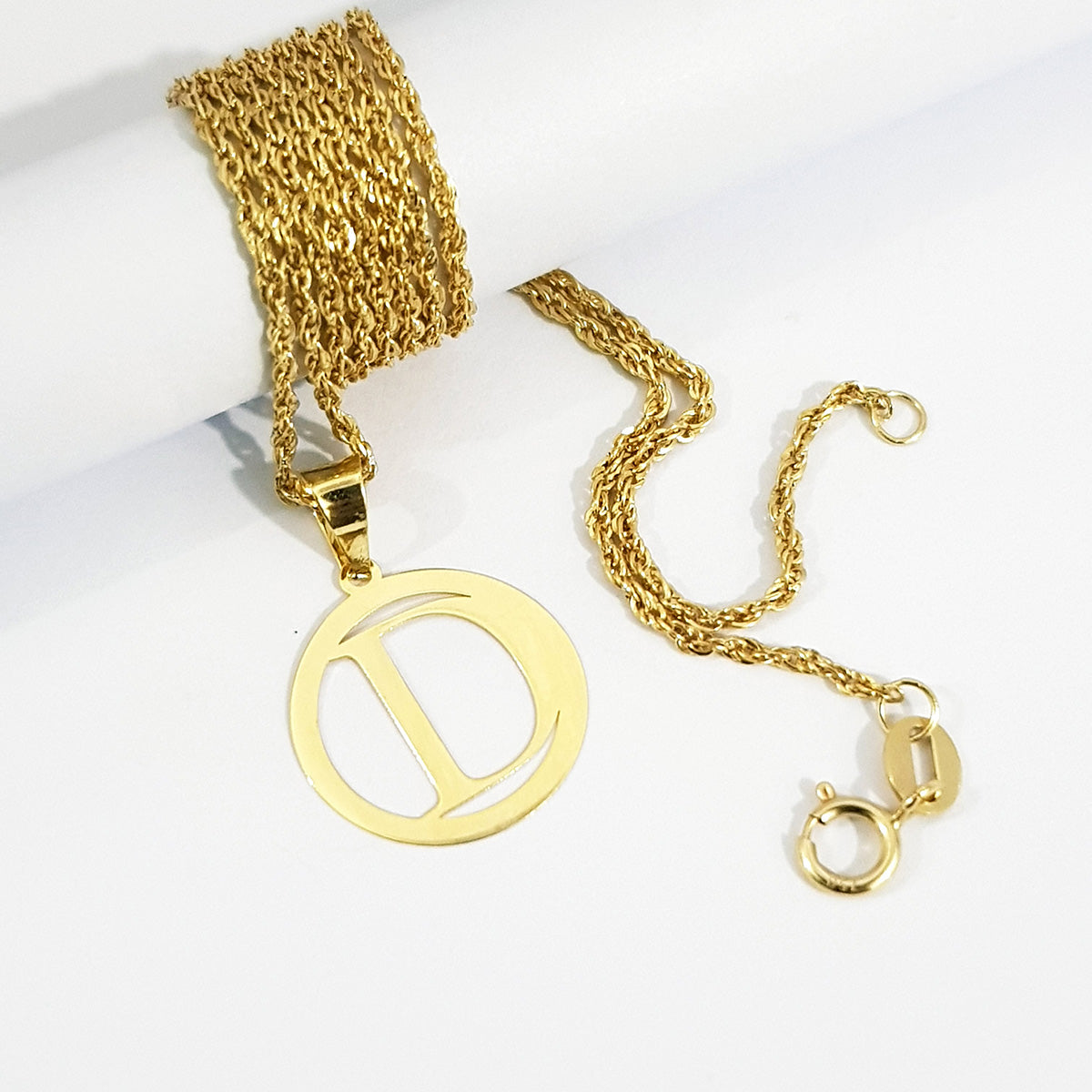 18K Pure Gold Letter D Design Necklace
