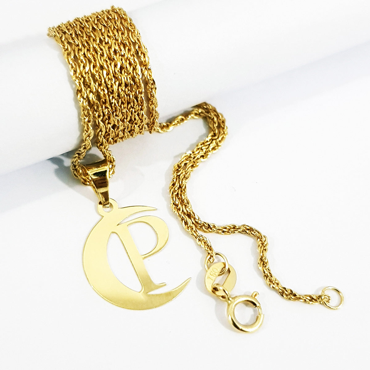 18K Pure Gold Halfmoon Letter P Design Necklace