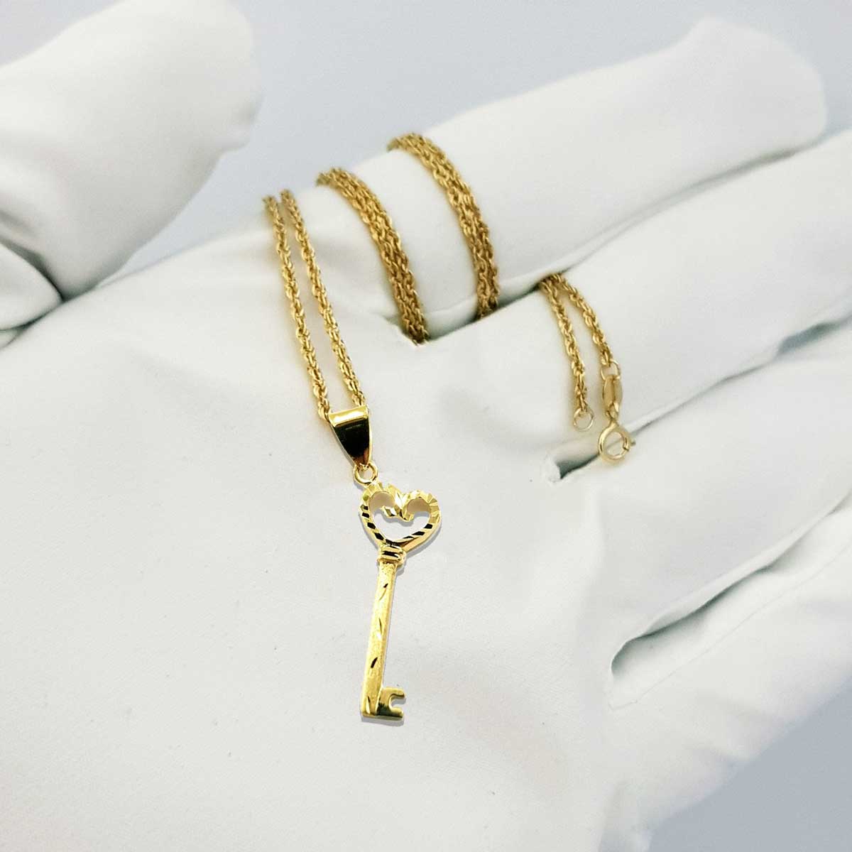 18K Pure Gold Heart Key Necklace