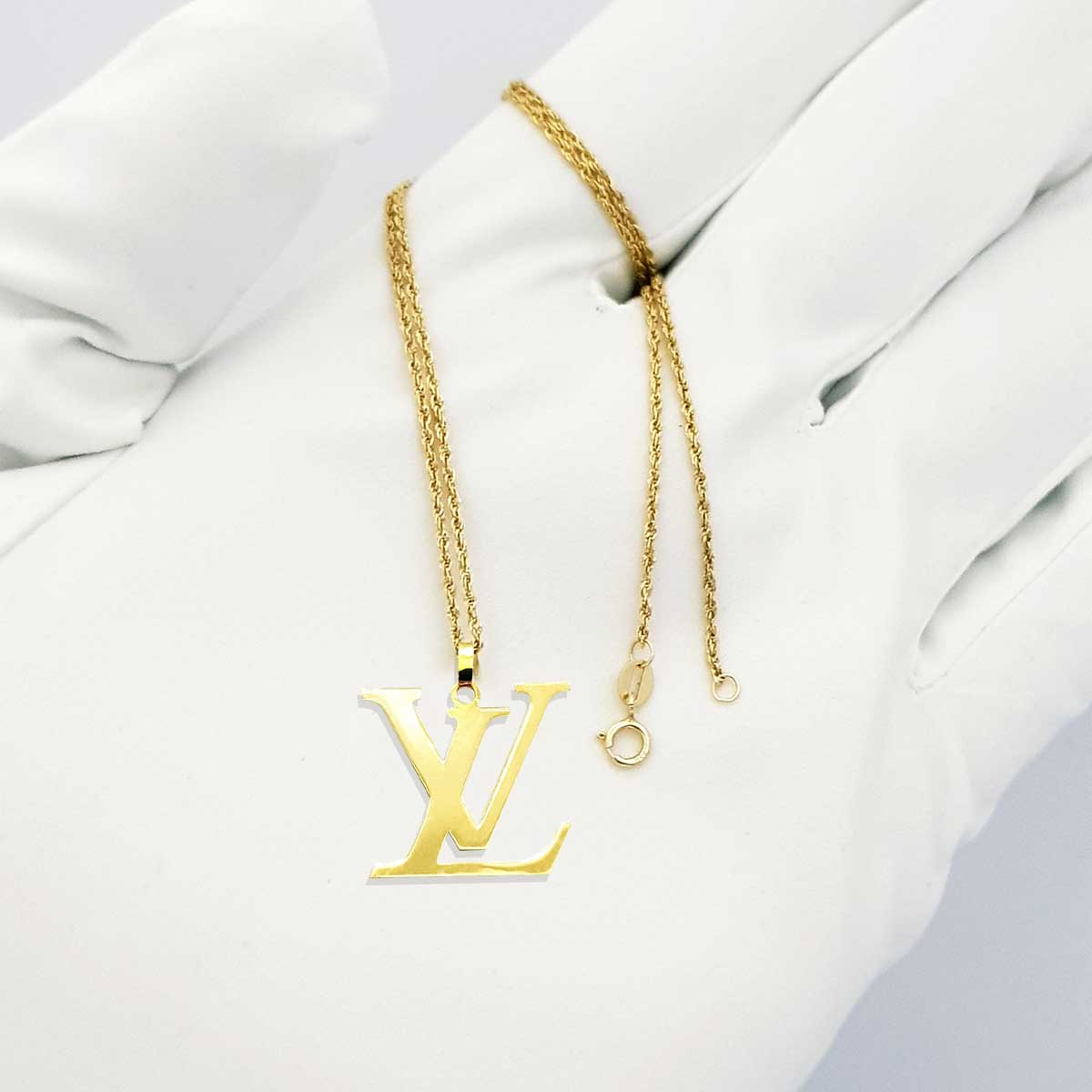 18K Pure Gold Elegant Design Necklace