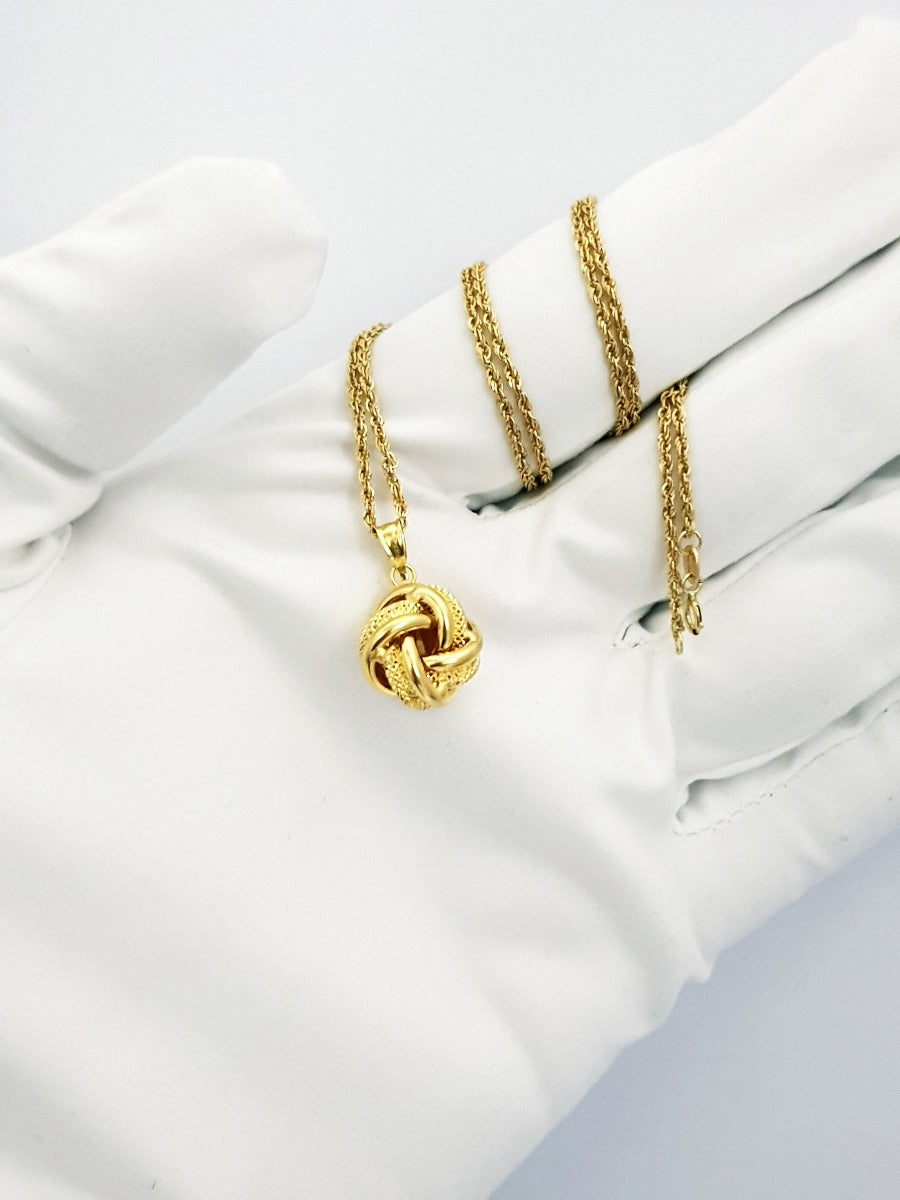 18K Pure Gold Flower Design Necklace