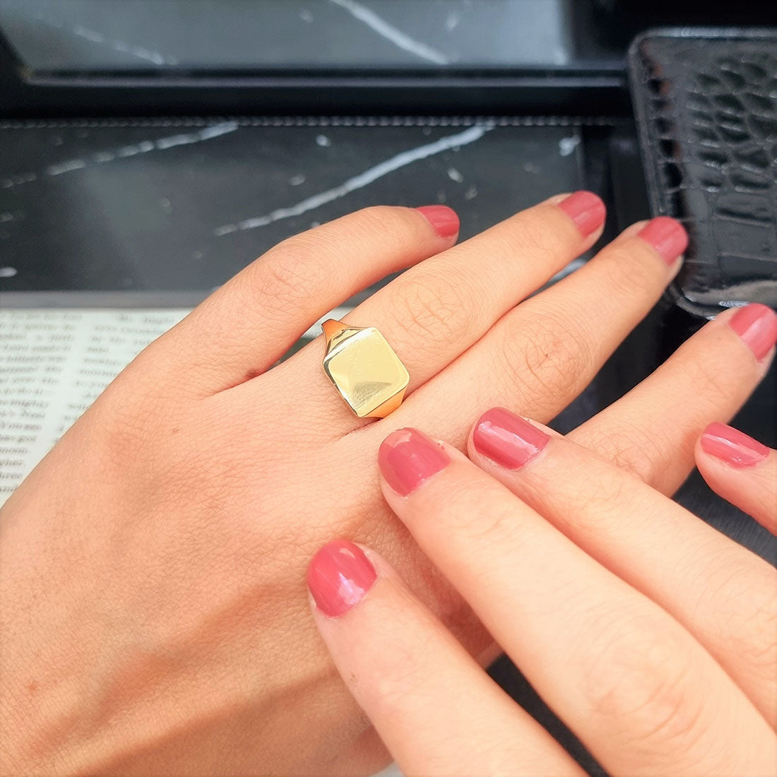 18K Pure Gold Square Signet Design Ring