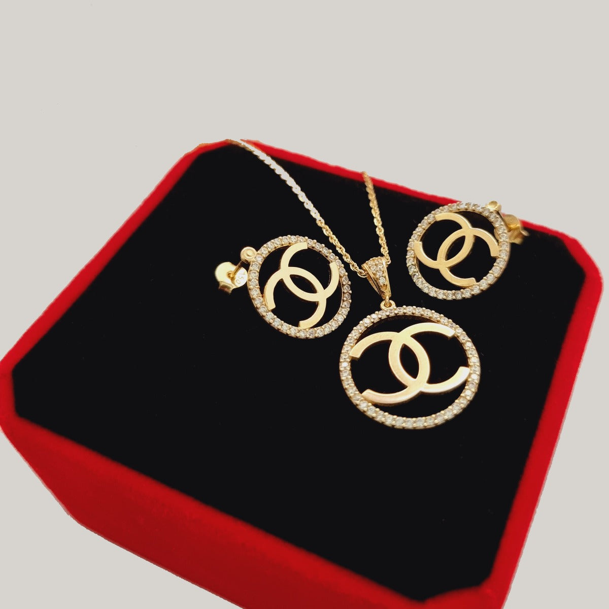 18K Gold Jewelry