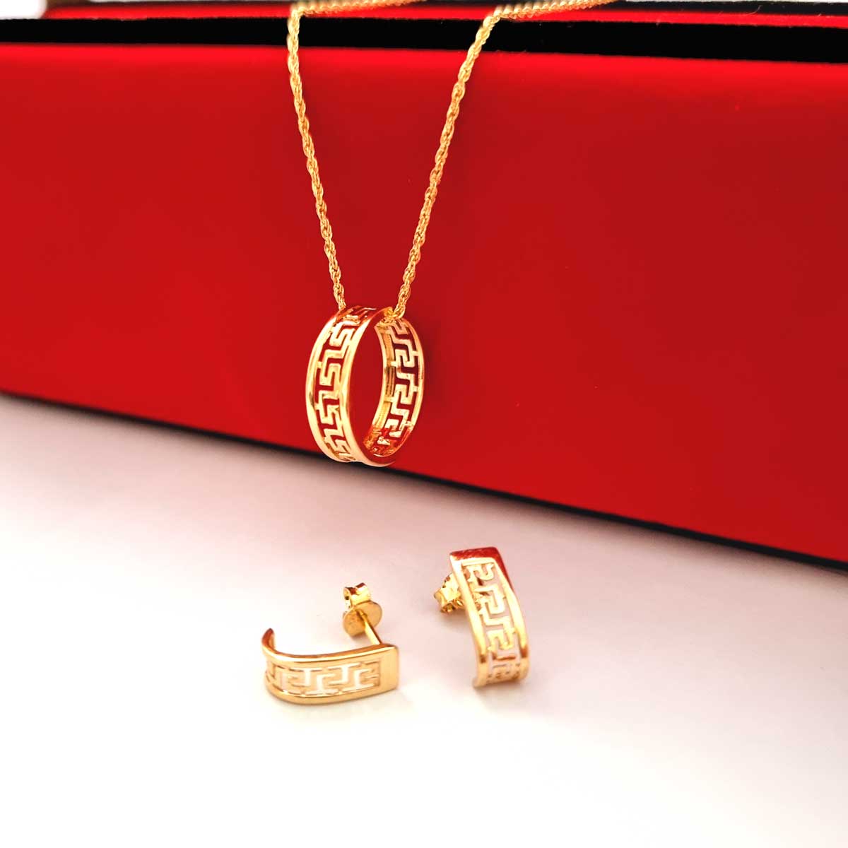 18K Gold Jewelry