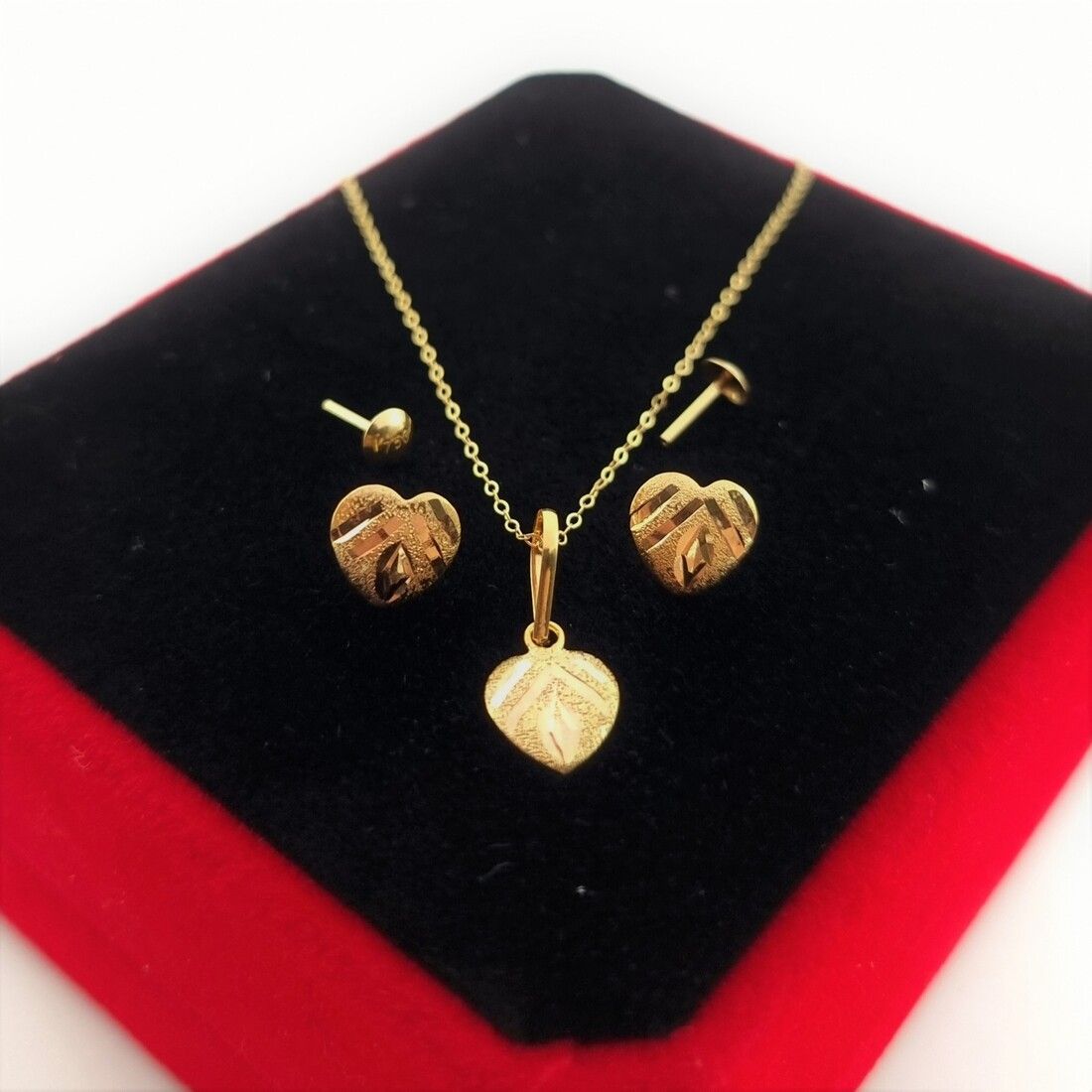 18K Gold Jewelry